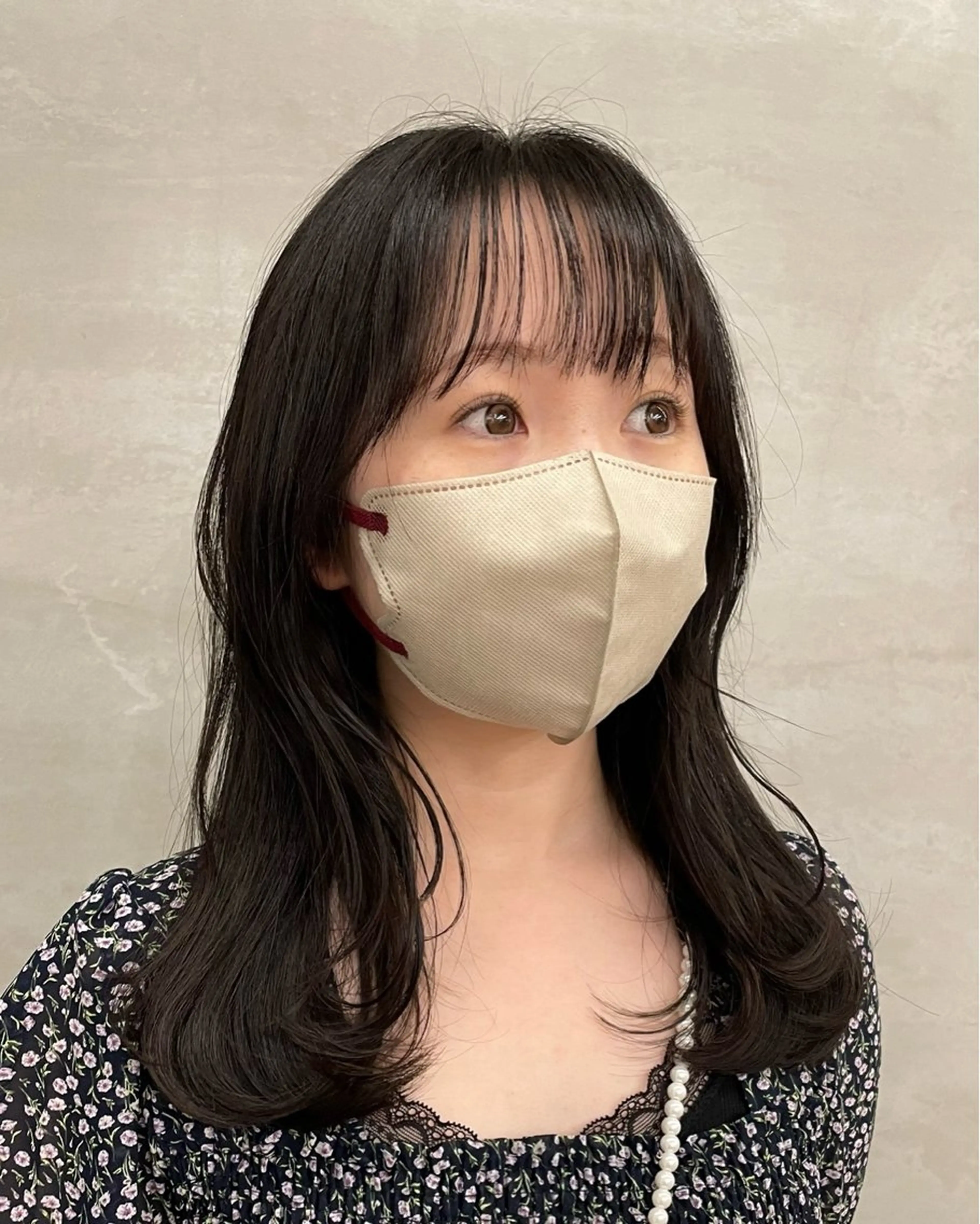 セミロング カラー 透明感カラー 韓国風ヘア レイヤーカット 【ブリーチ特化】 イマダナツミのヘアスタイル