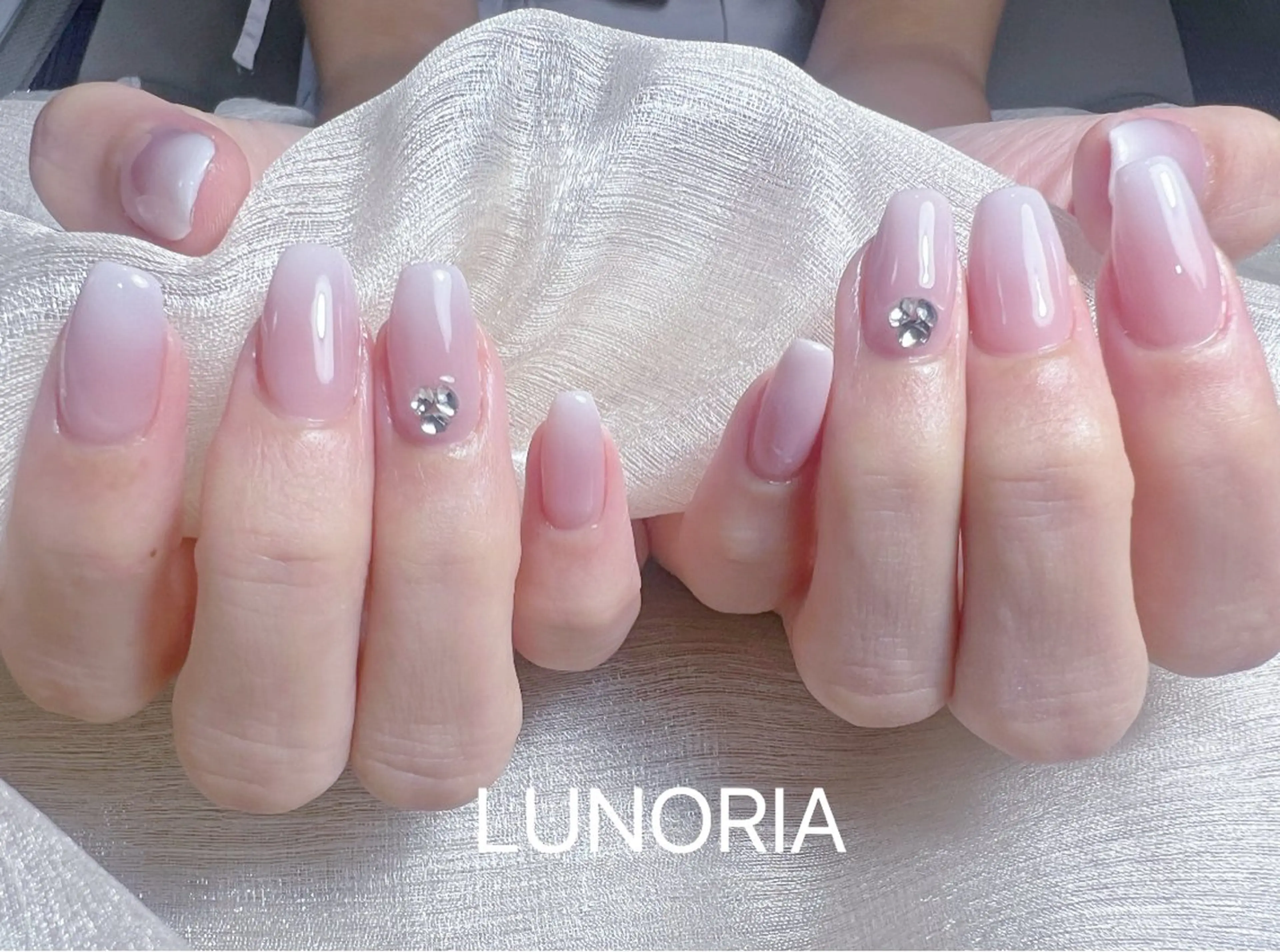 ネイル ハンドネイル LUNORIA nail salonのネイルデザイン