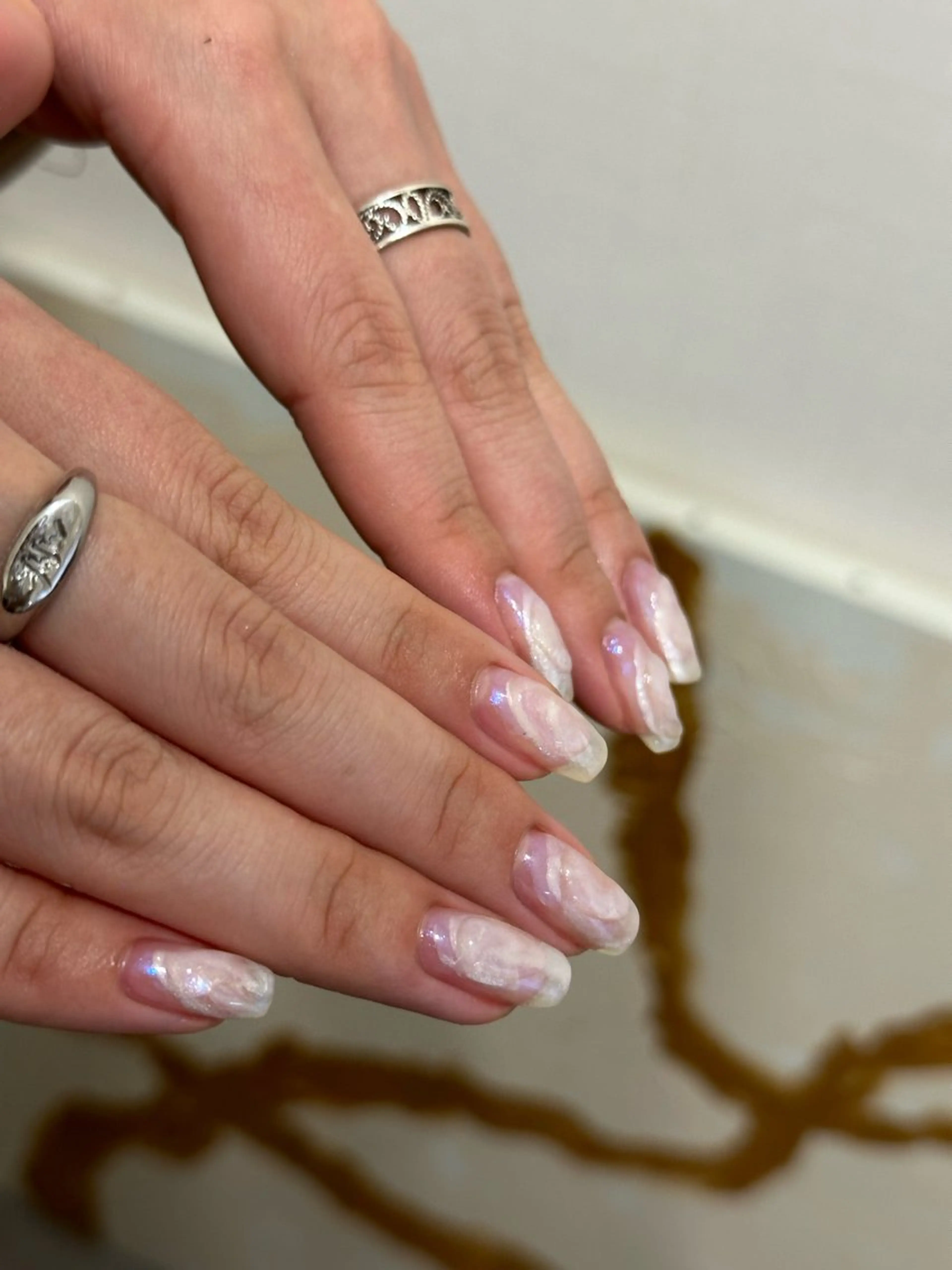 ネイル 氷ネイル・うるうるネイル ハンドネイル フットネイル kiii.__ ✴︎*のネイルデザイン