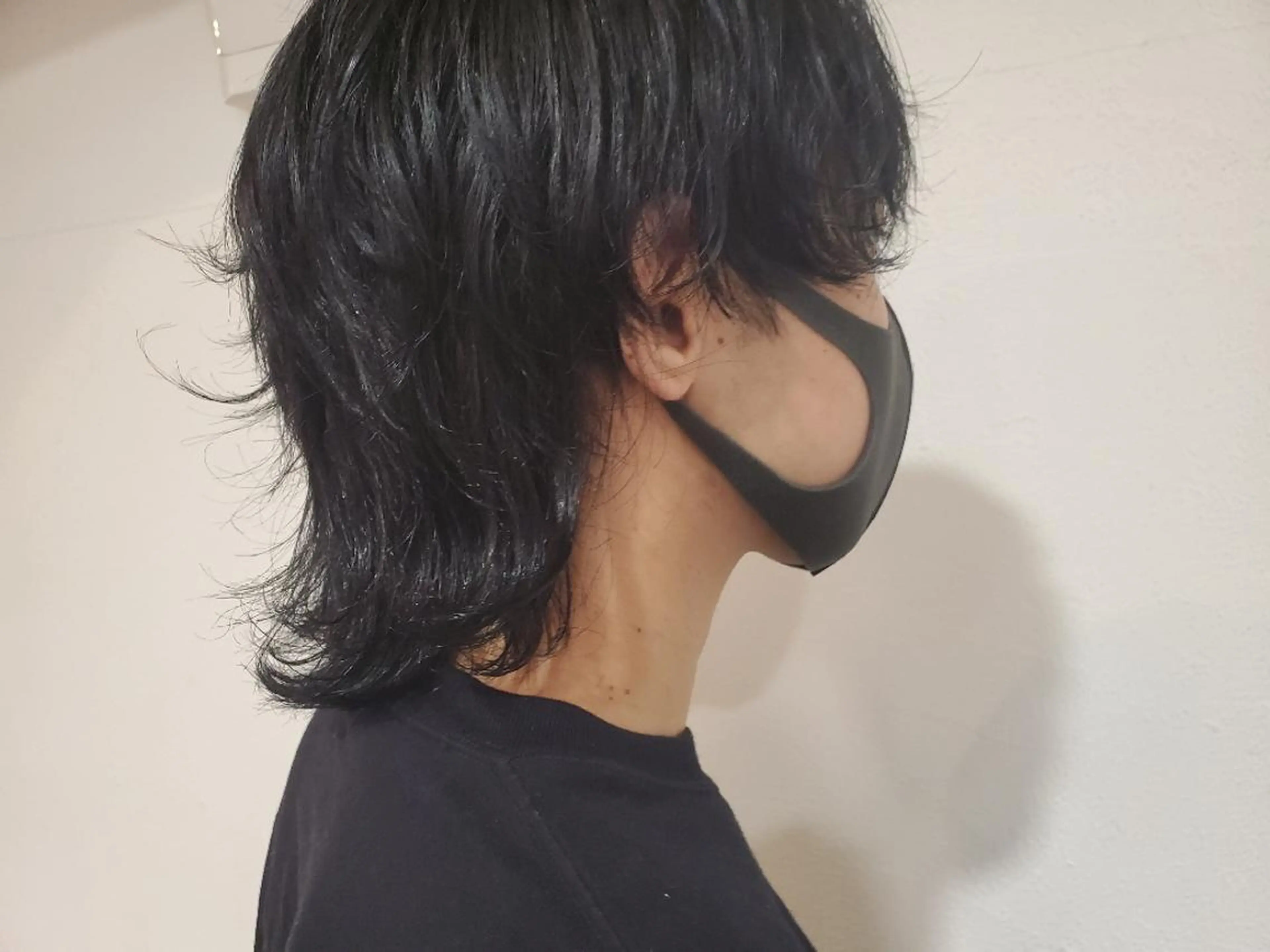 ショート メンズ カラー マッシュ メンズウルフカット 黒髪 レイヤーカット ウルフカット パ ルのヘアスタイル