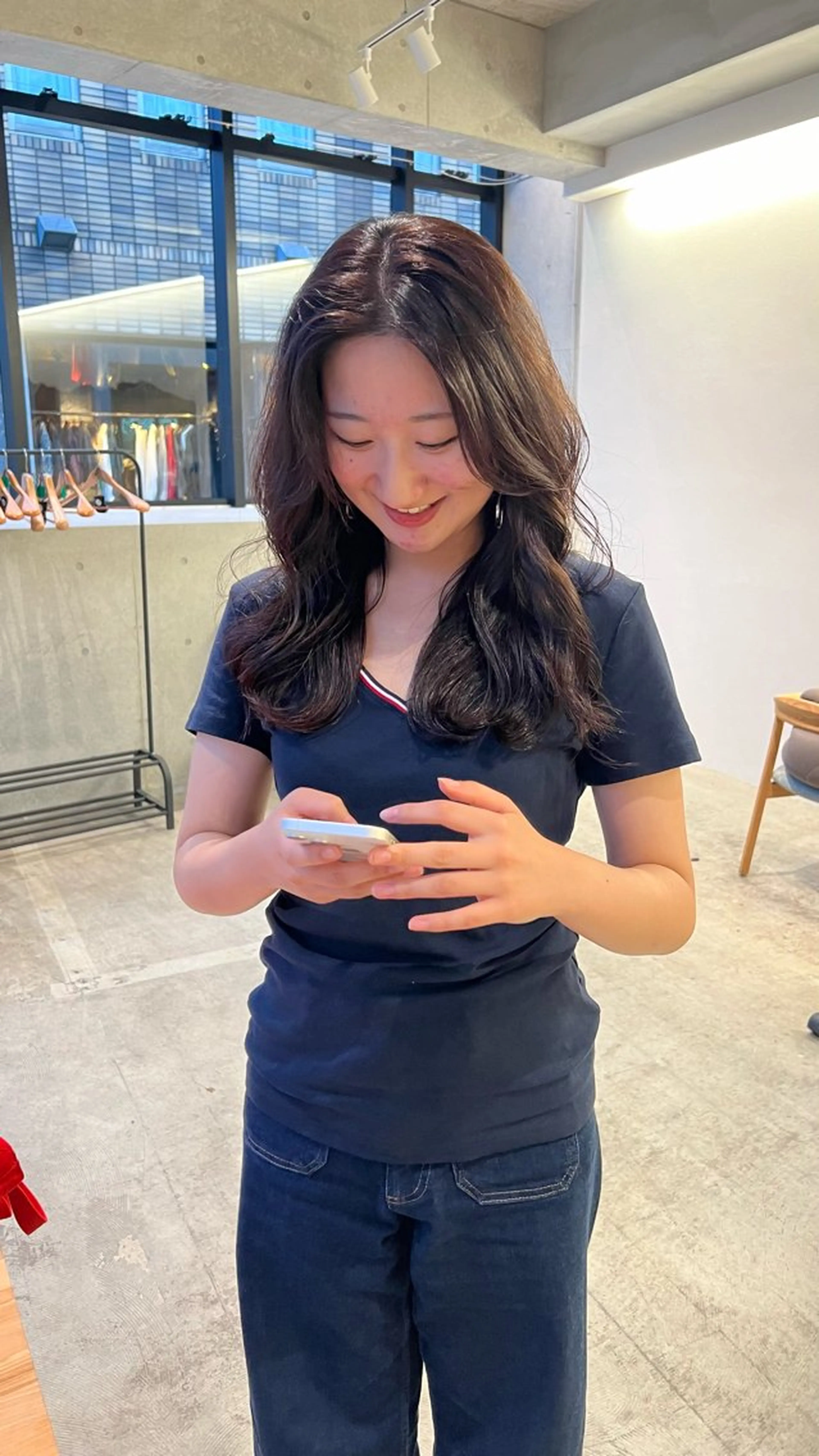 ロング カラー ロングレイヤー アッシュ ベージュカラー ブリーチ 透明感カラー カット ヘアカラー トリートメント 日本一丁寧なカット/ 小林輝🍀︎のヘアスタイル