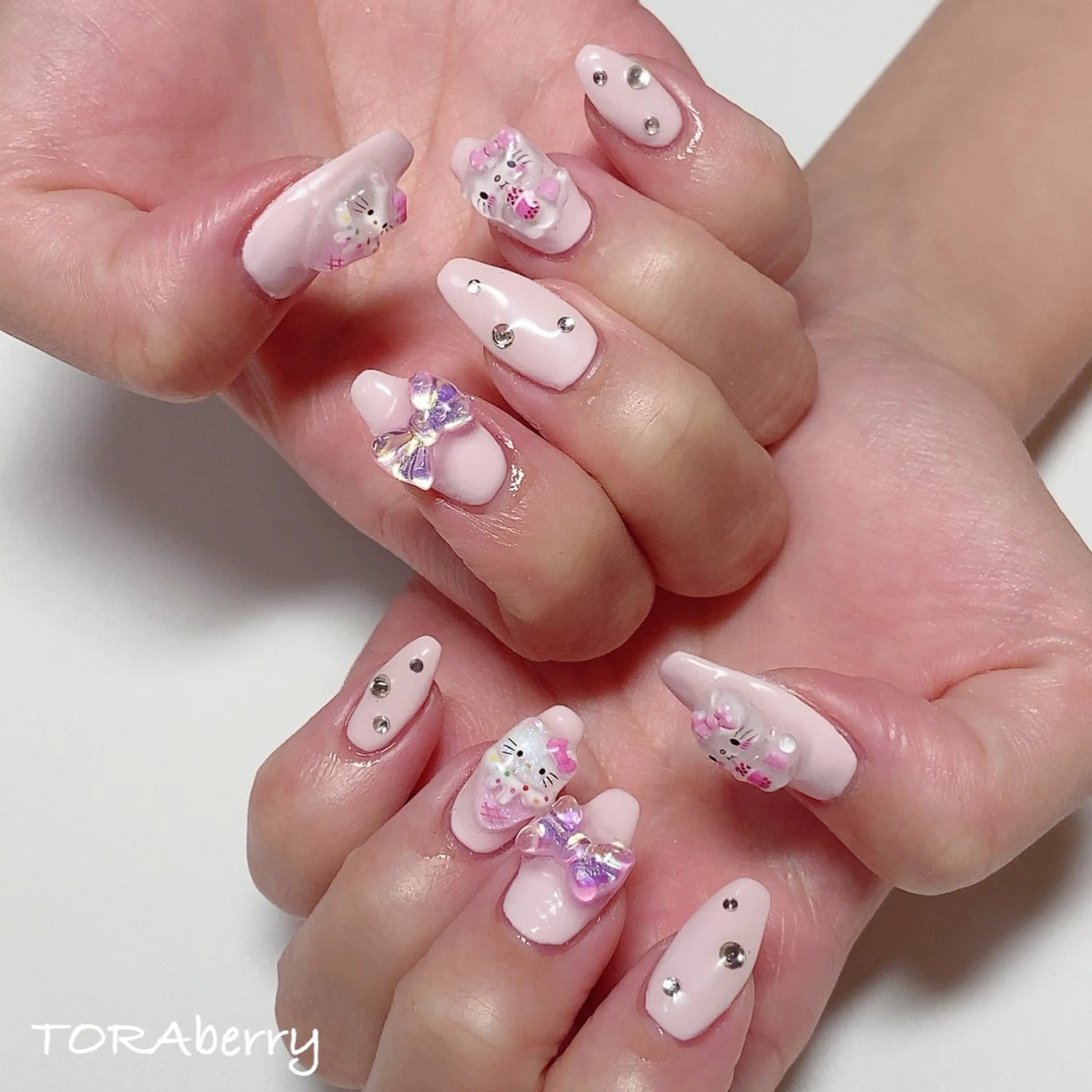 ネイル ハンドネイル ネイリスト なつみのネイルデザイン