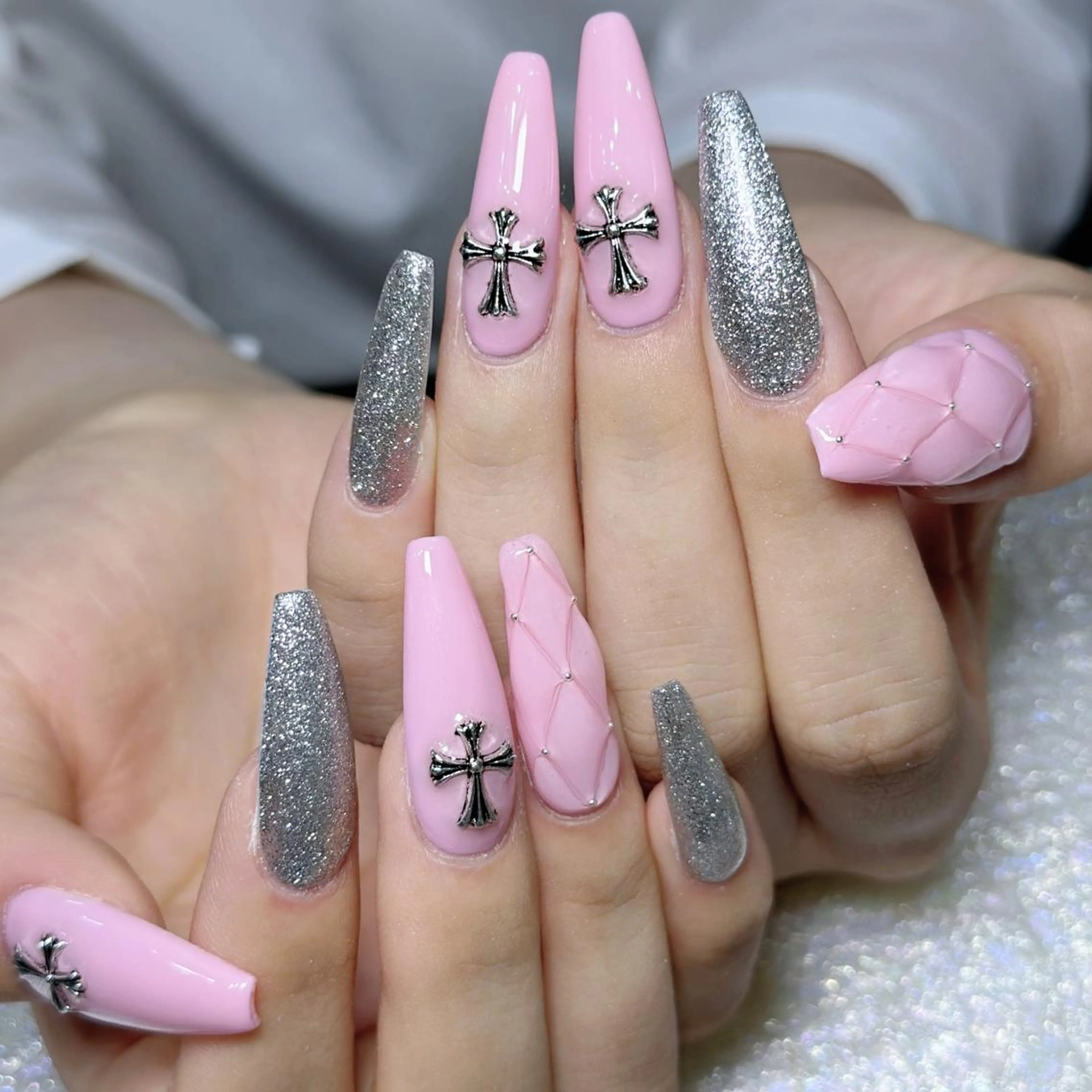 ネイル ハンドネイル Queens momoのネイルデザイン