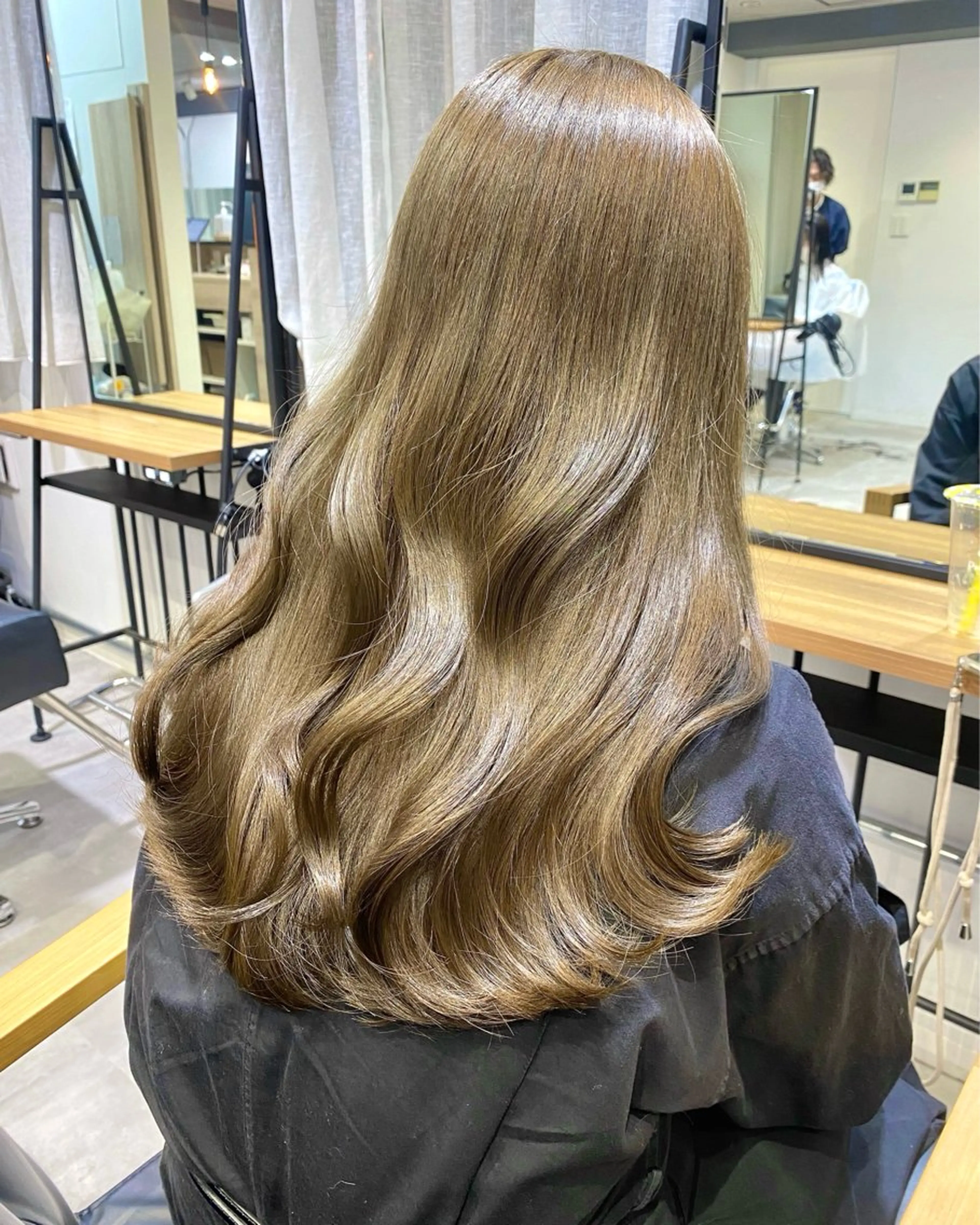 ロング カラー 流行りのレイヤーカッ ト得意💖akariのヘアスタイル