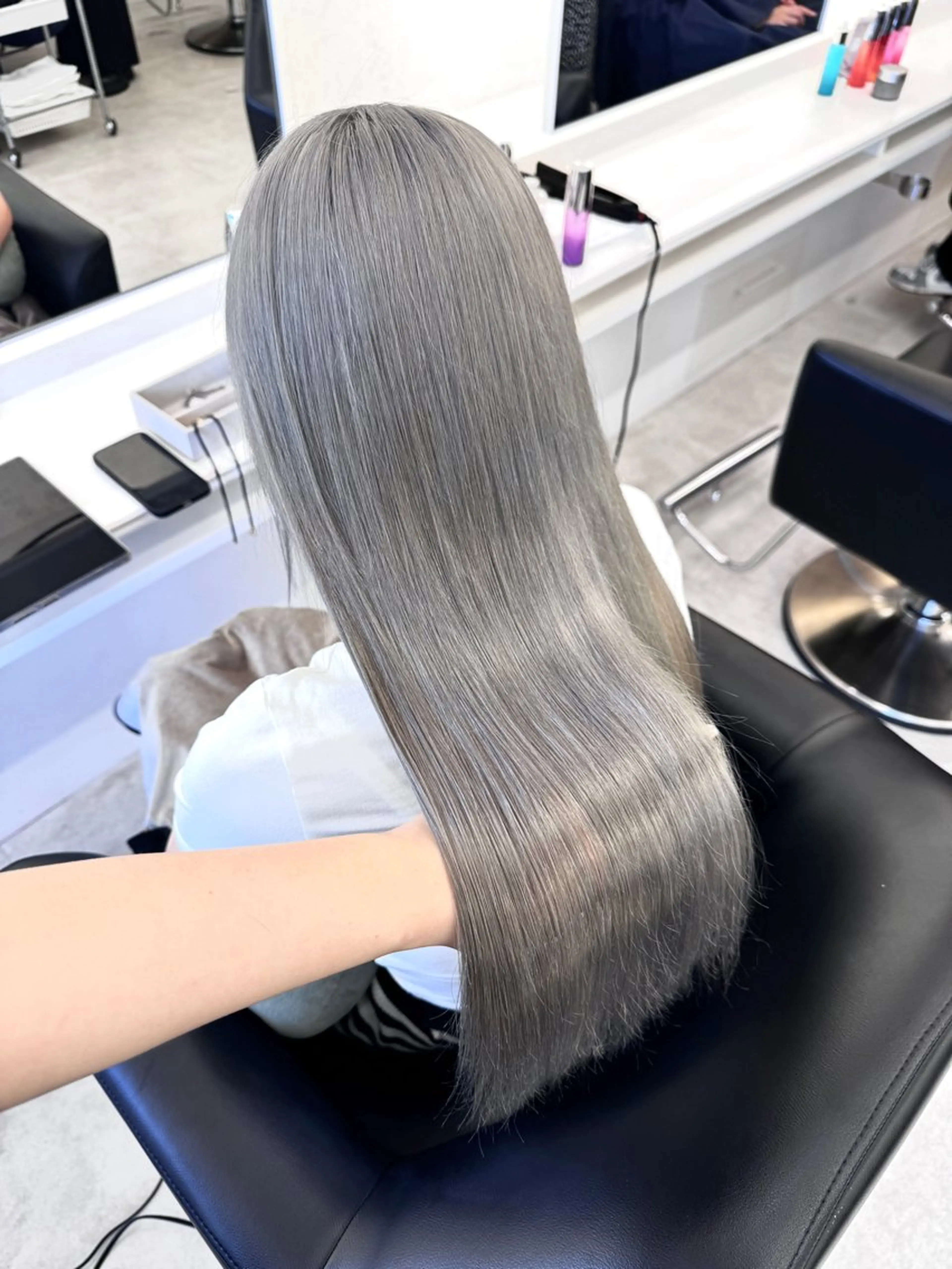 ロング カラー ヘアカラー ParveMix NANOのヘアスタイル
