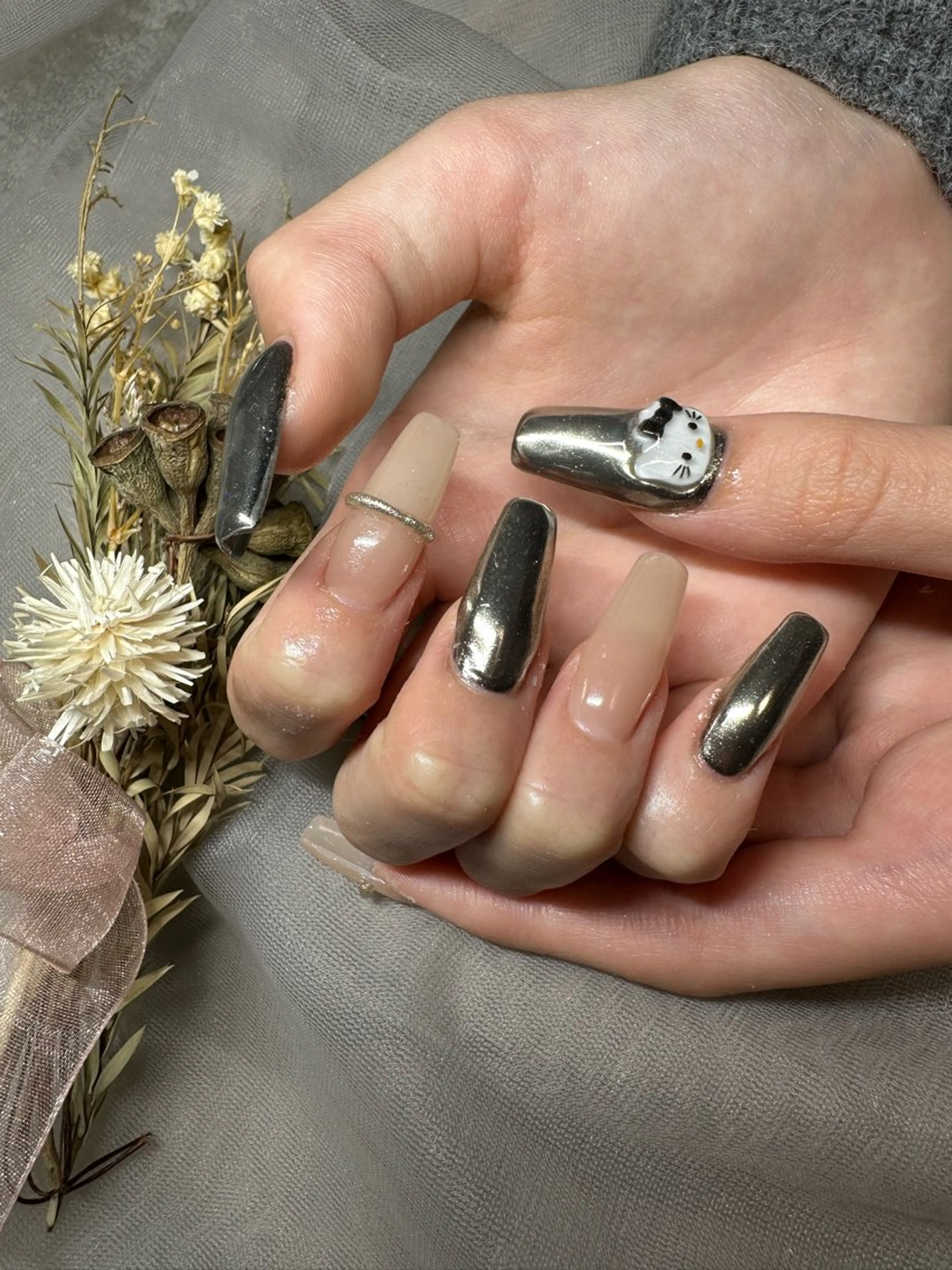 ネイル Moon  Nail /栄　大須のネイルデザイン