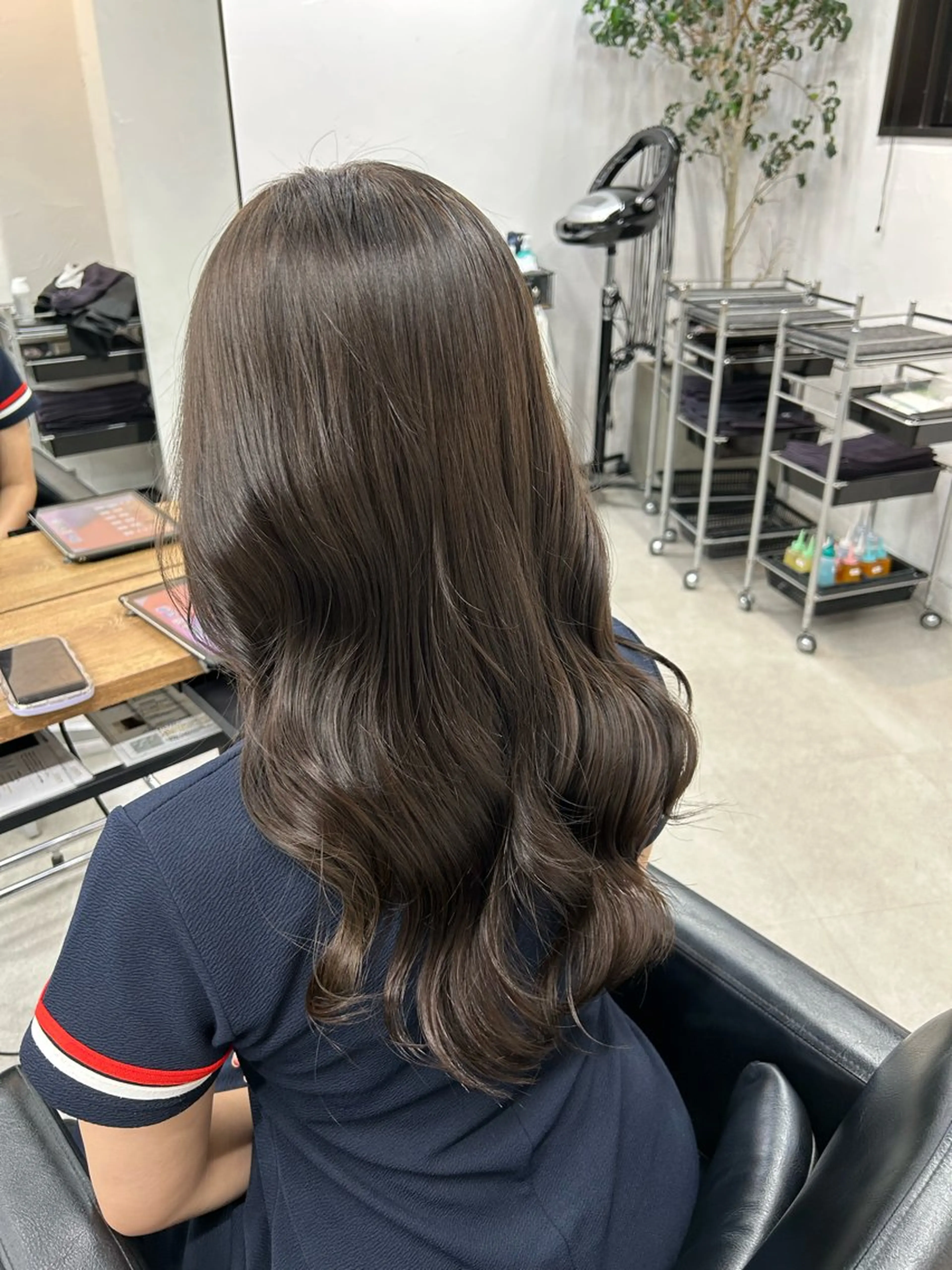 ロング カラー ヘアカラー 🫐寒色系カラー 🫐ヤマナカリリカのヘアスタイル
