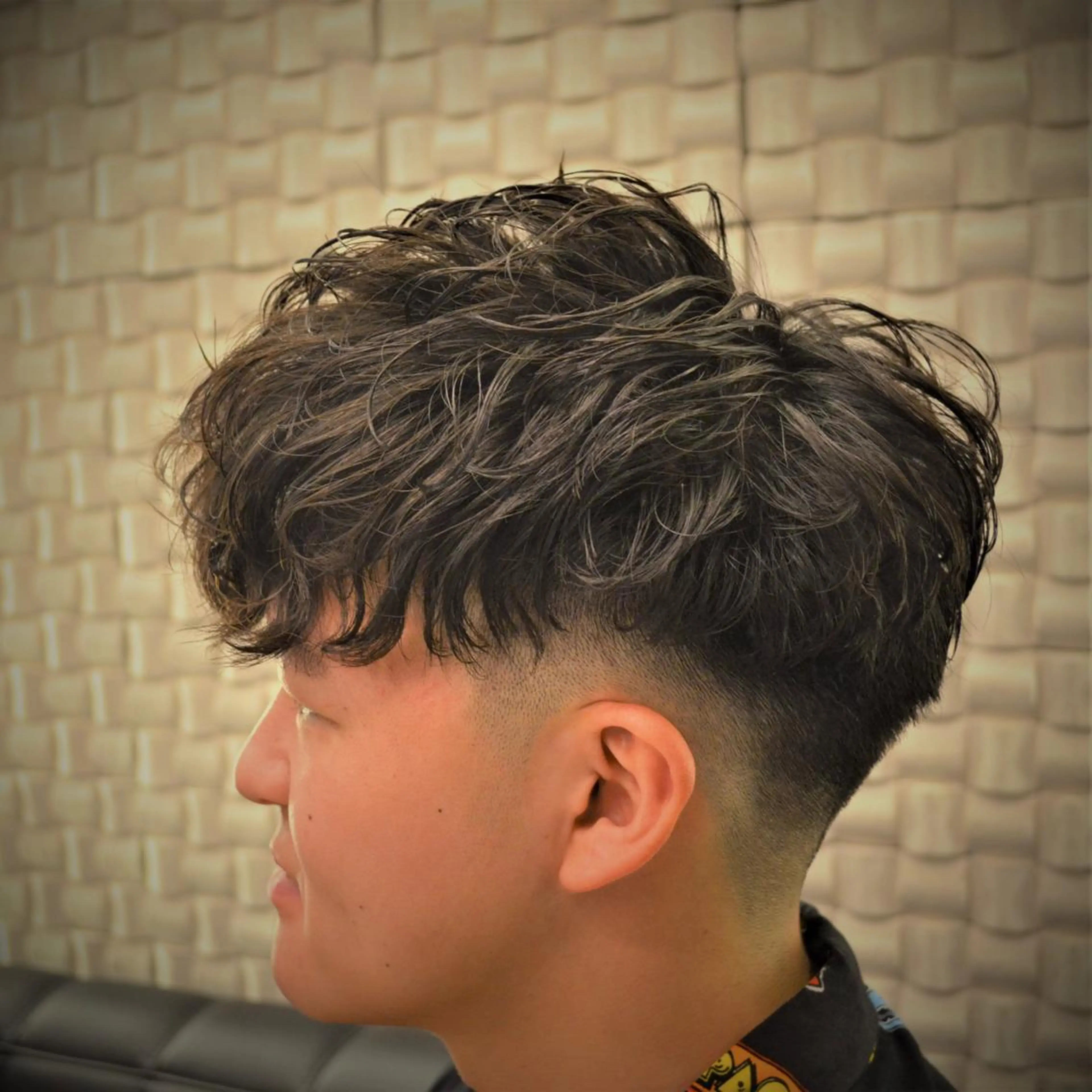 ショート パーマ メンズ スペインカール カット パーマ 高野浩平/フェード ツイストスパイラルのヘアスタイル