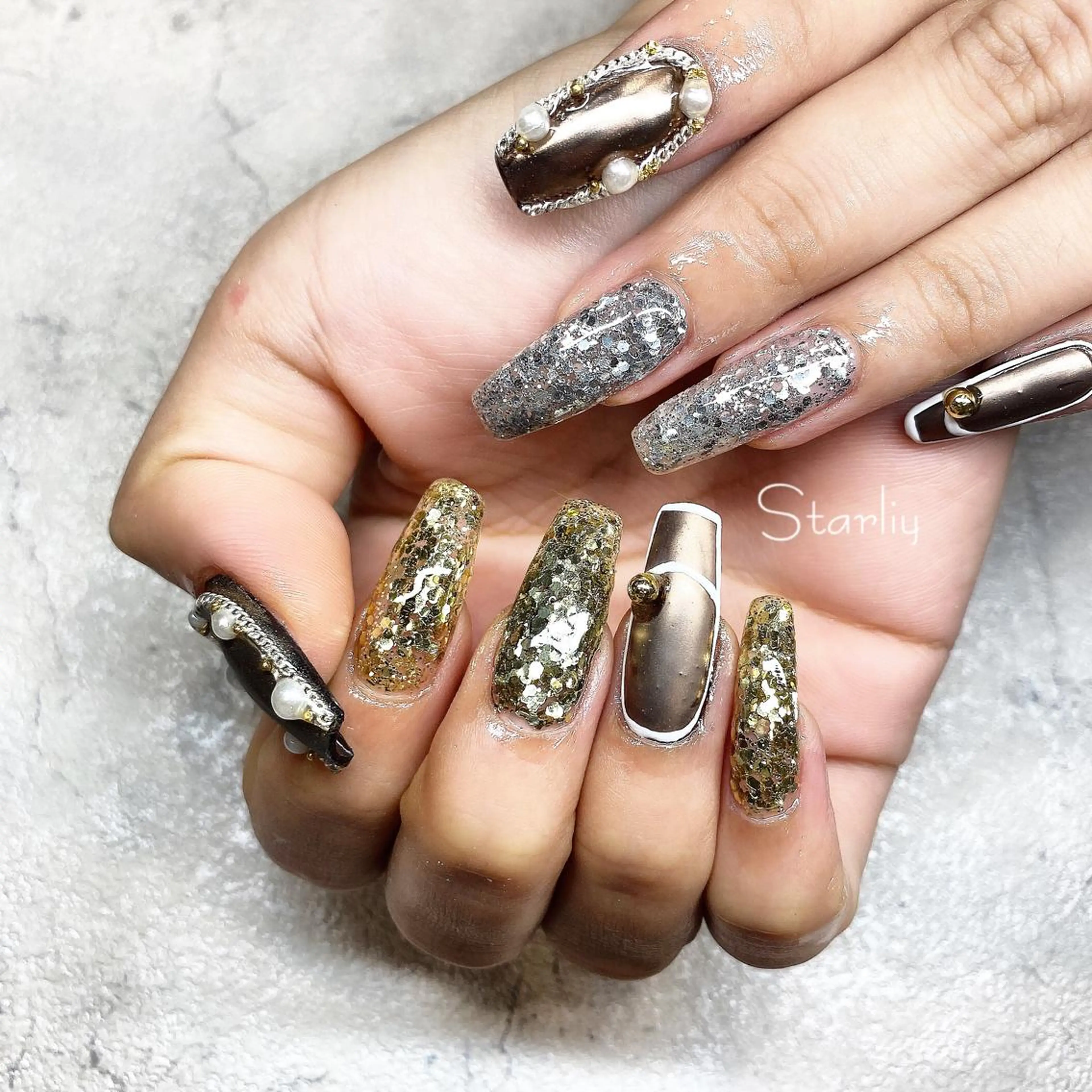 ネイル Starliy所属・~Starliy~ 三重県津市のネイルデザイン