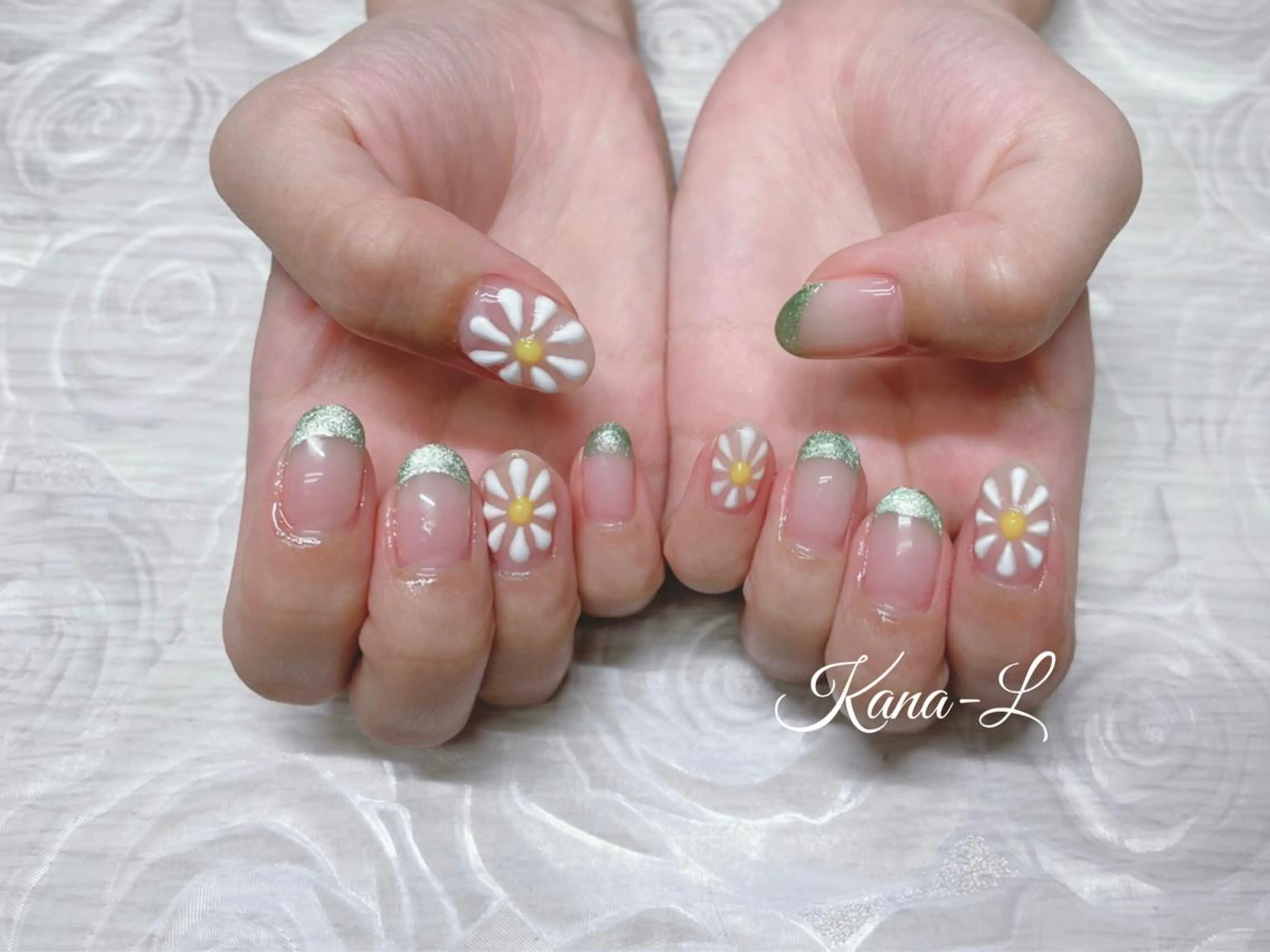 カラー ネイル フラワーネイル フレンチネイル マグネットネイル ぷっくりネイル 夏ネイル 芦辺 香奈のネイルデザイン