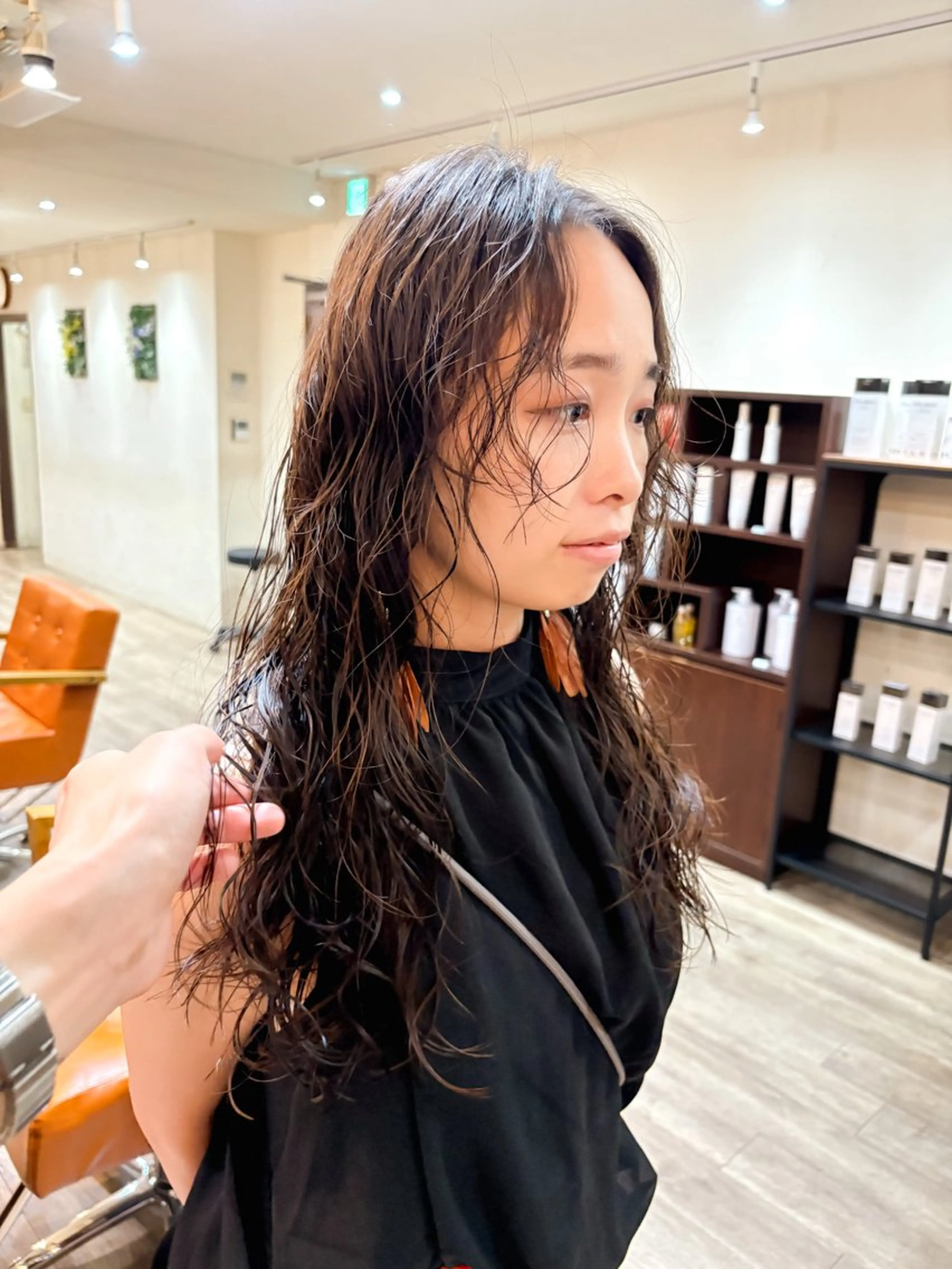 ロング パーマ Miyamoto Yasuchikaのヘアスタイル