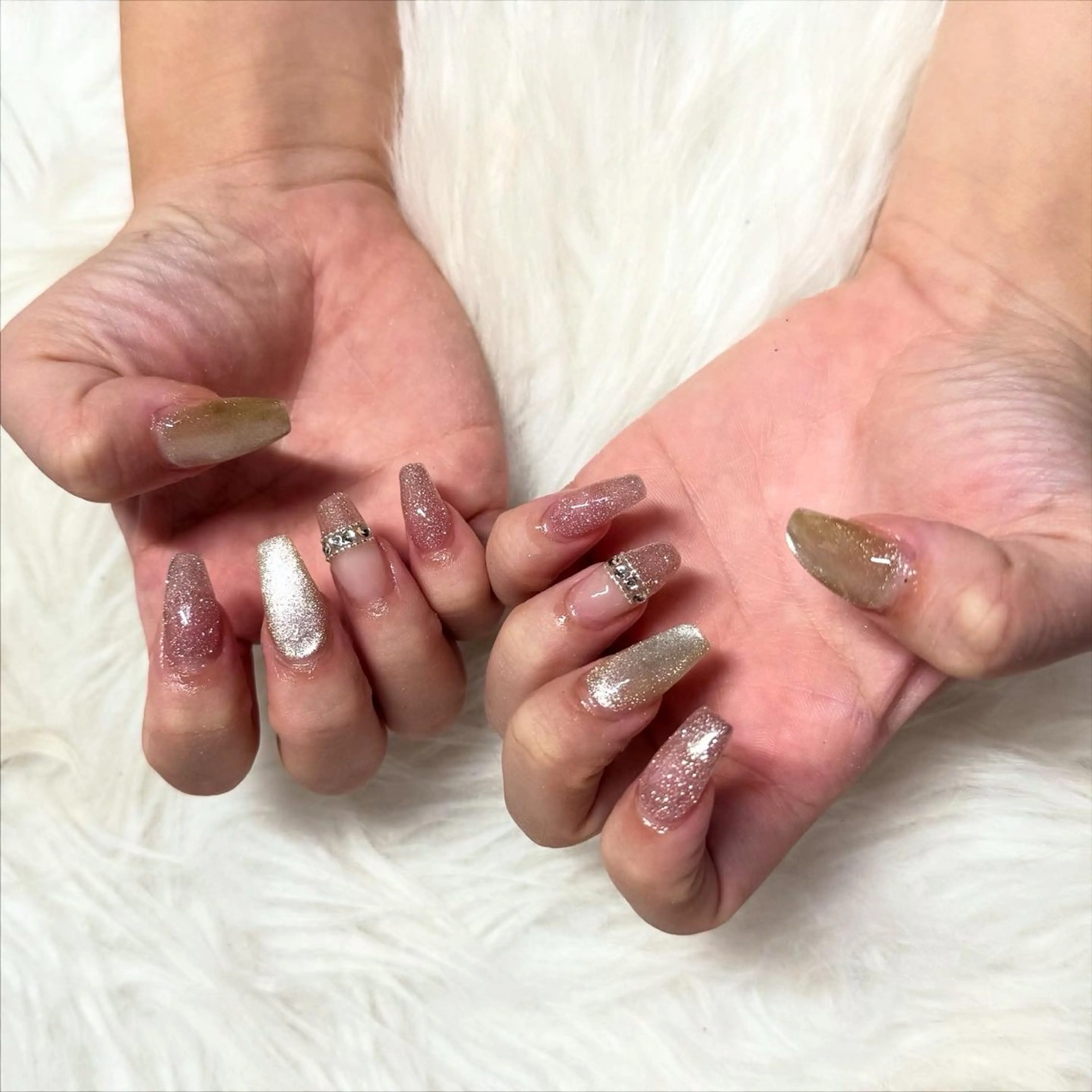 セミロング ハンドネイル mao .のネイルデザイン