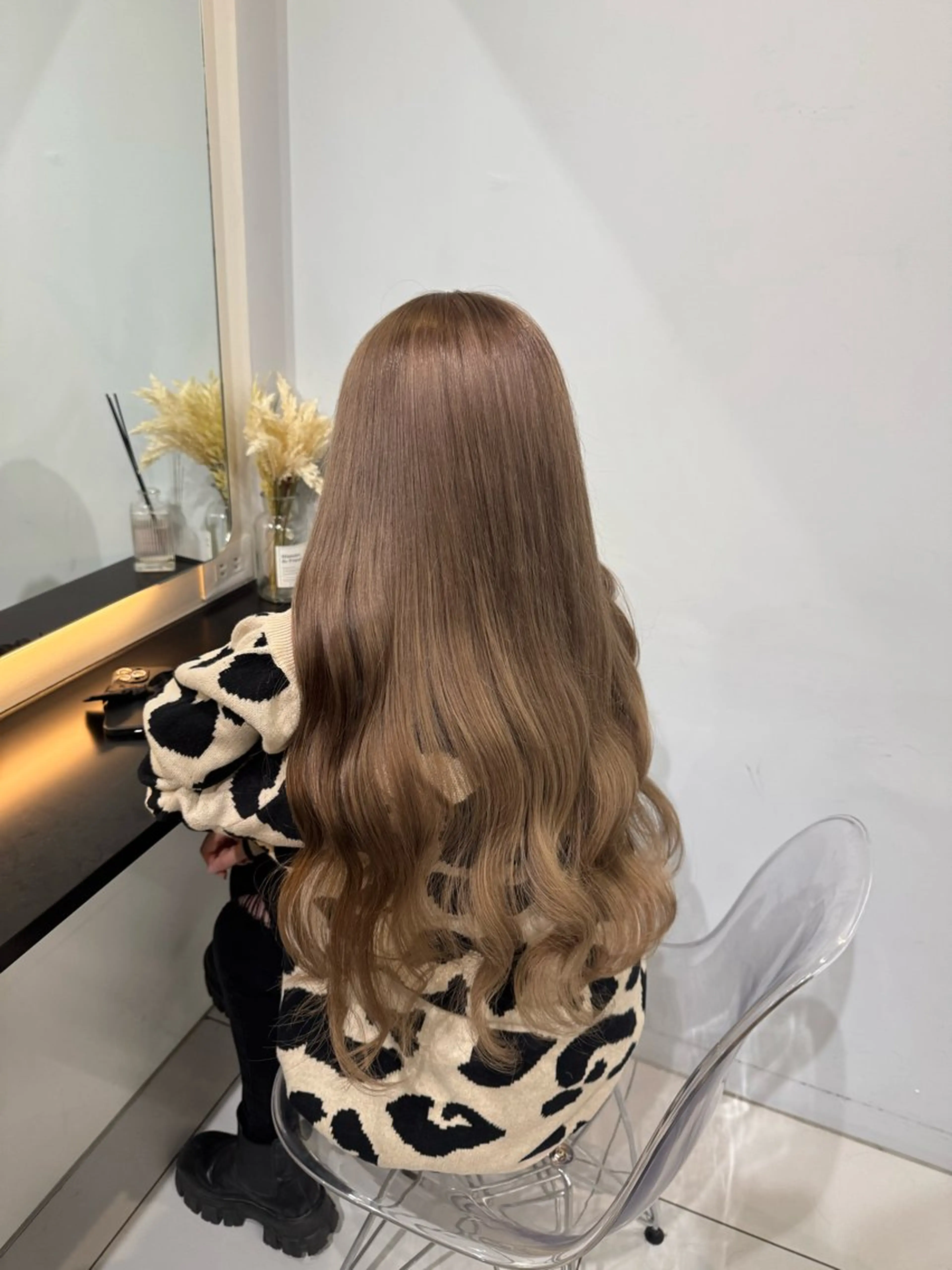 ロング カラー ブリーチ ブラウンカラー ヘアカラー cocona 🩷のヘアスタイル