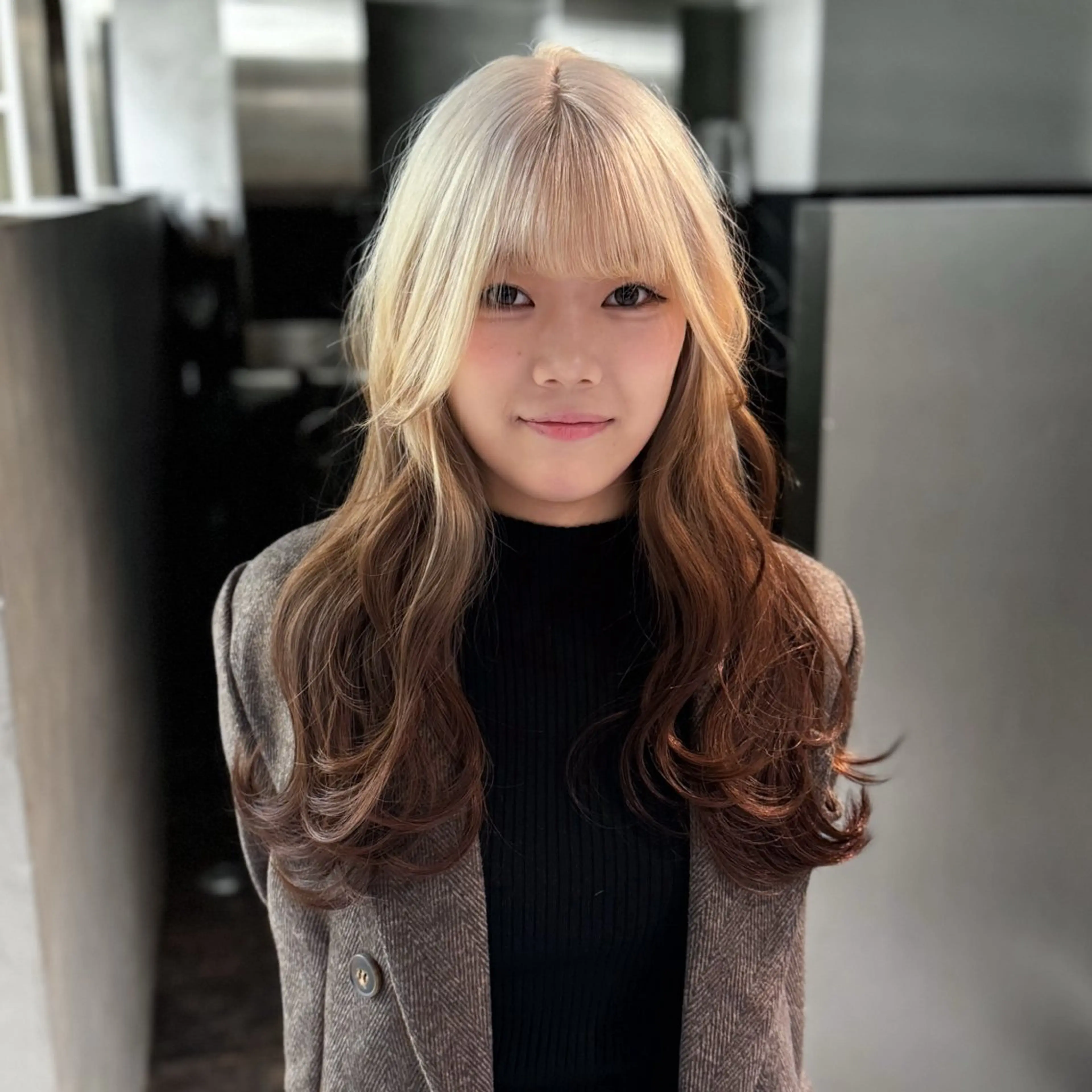 ロング カラー ヘアカラー ハイトーン/デザイン カラー／悠斗のヘアスタイル