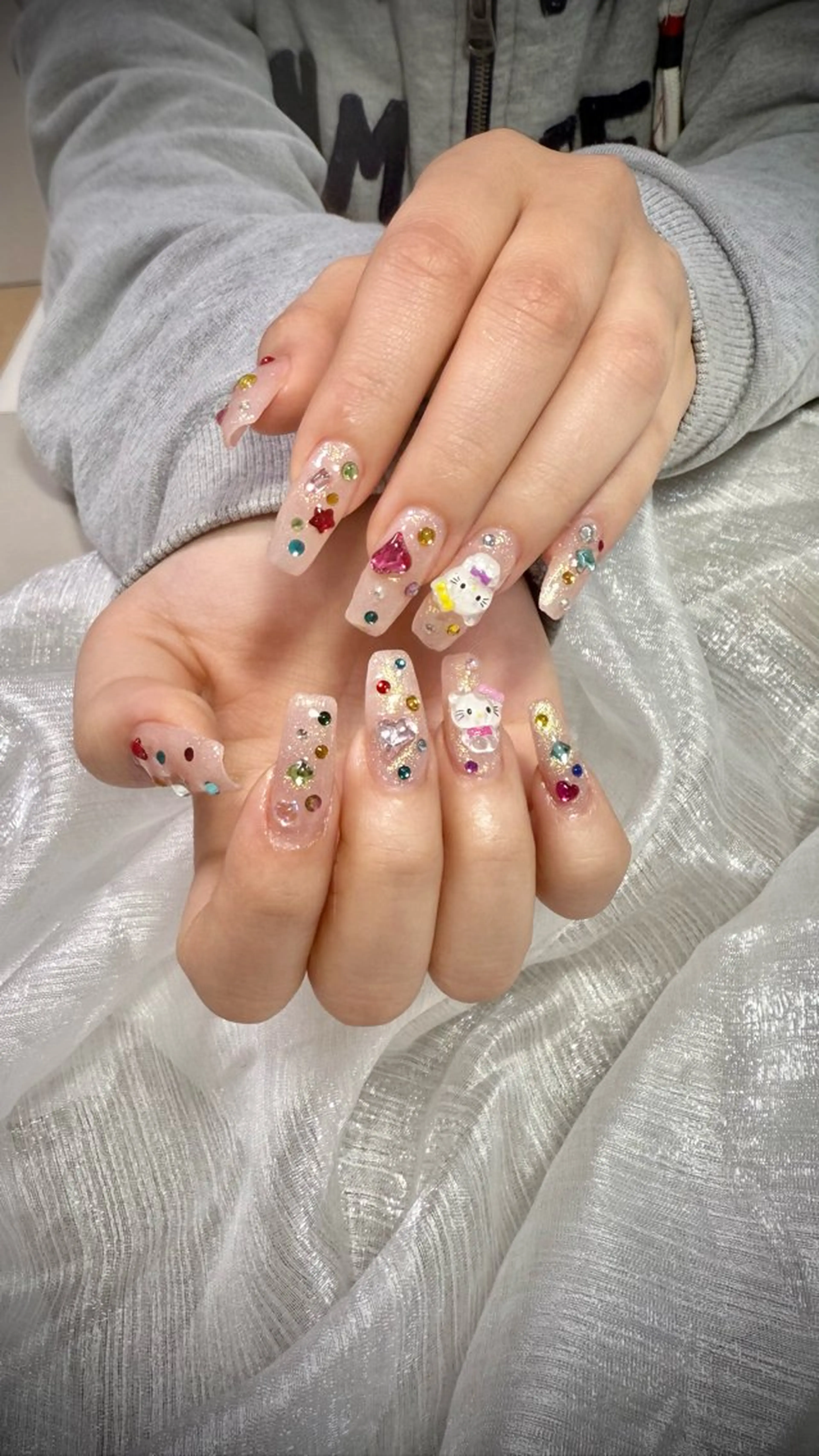 ネイル ハンドネイル エクラNailサロン ミオのネイルデザイン