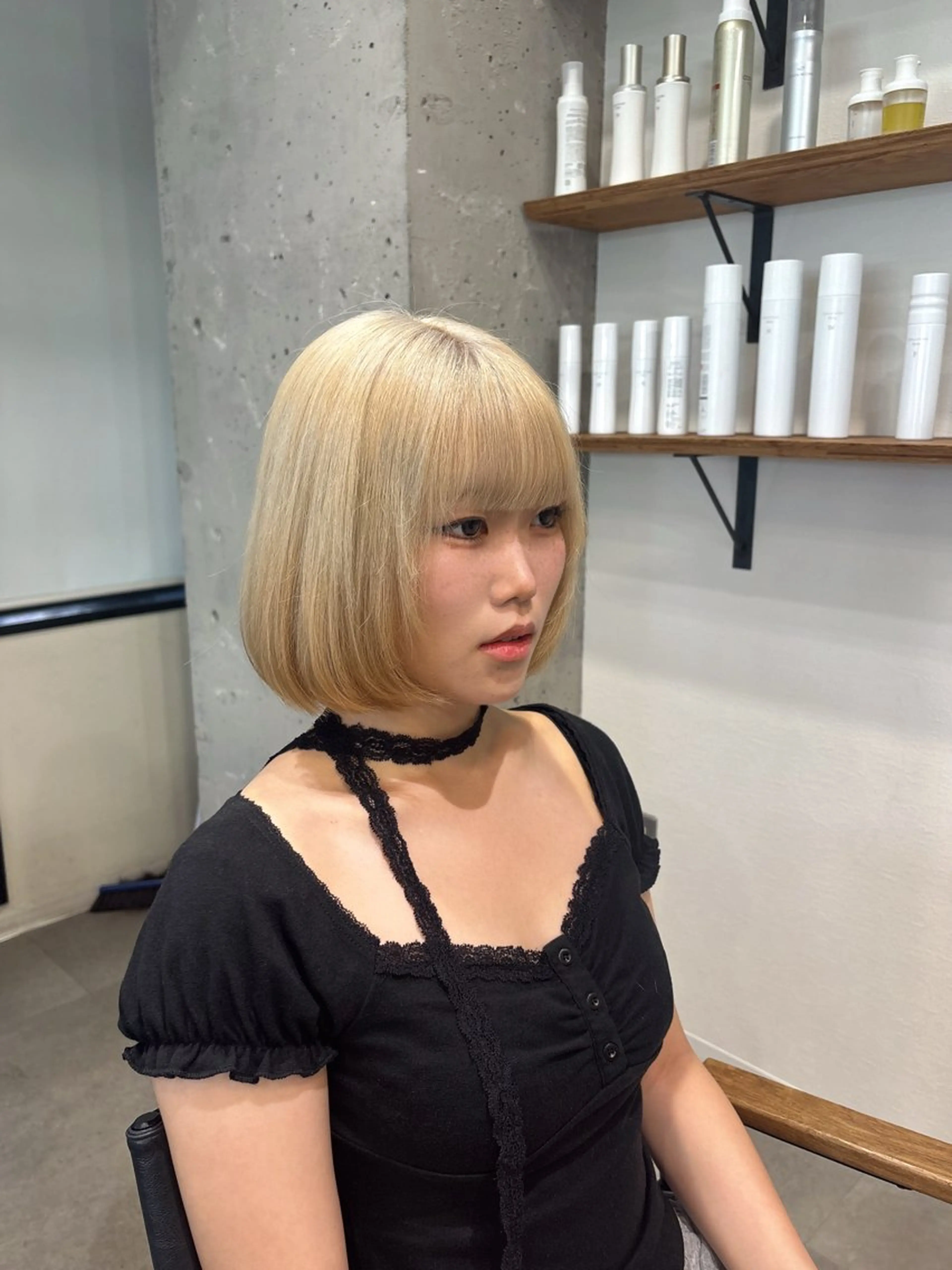 ミディアム 外ハネヘア カット トリートメント アサノ ハルカのヘアスタイル