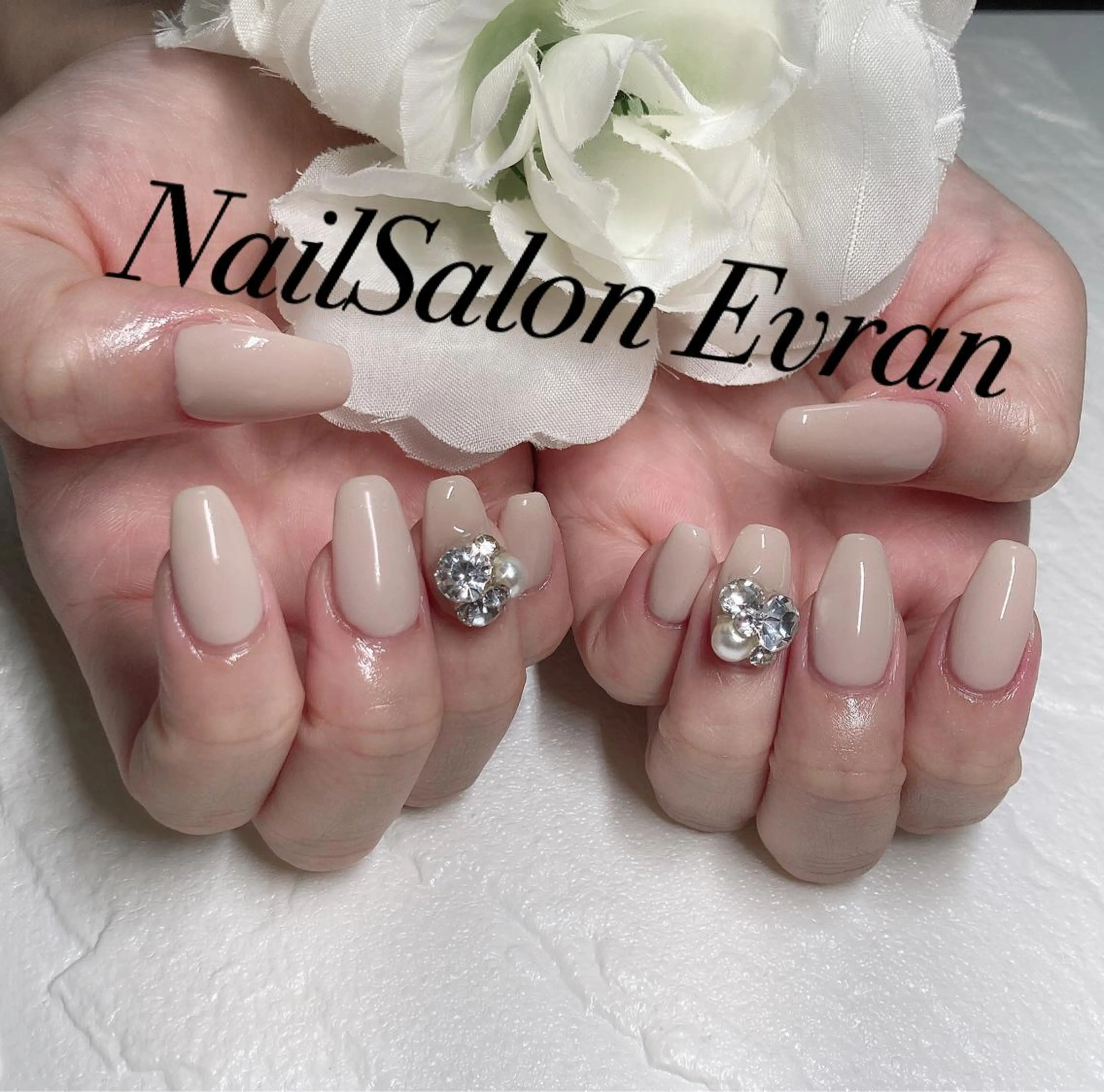 ネイル ワンカラーネイル ハンドネイル Nail salon Evranのネイルデザイン
