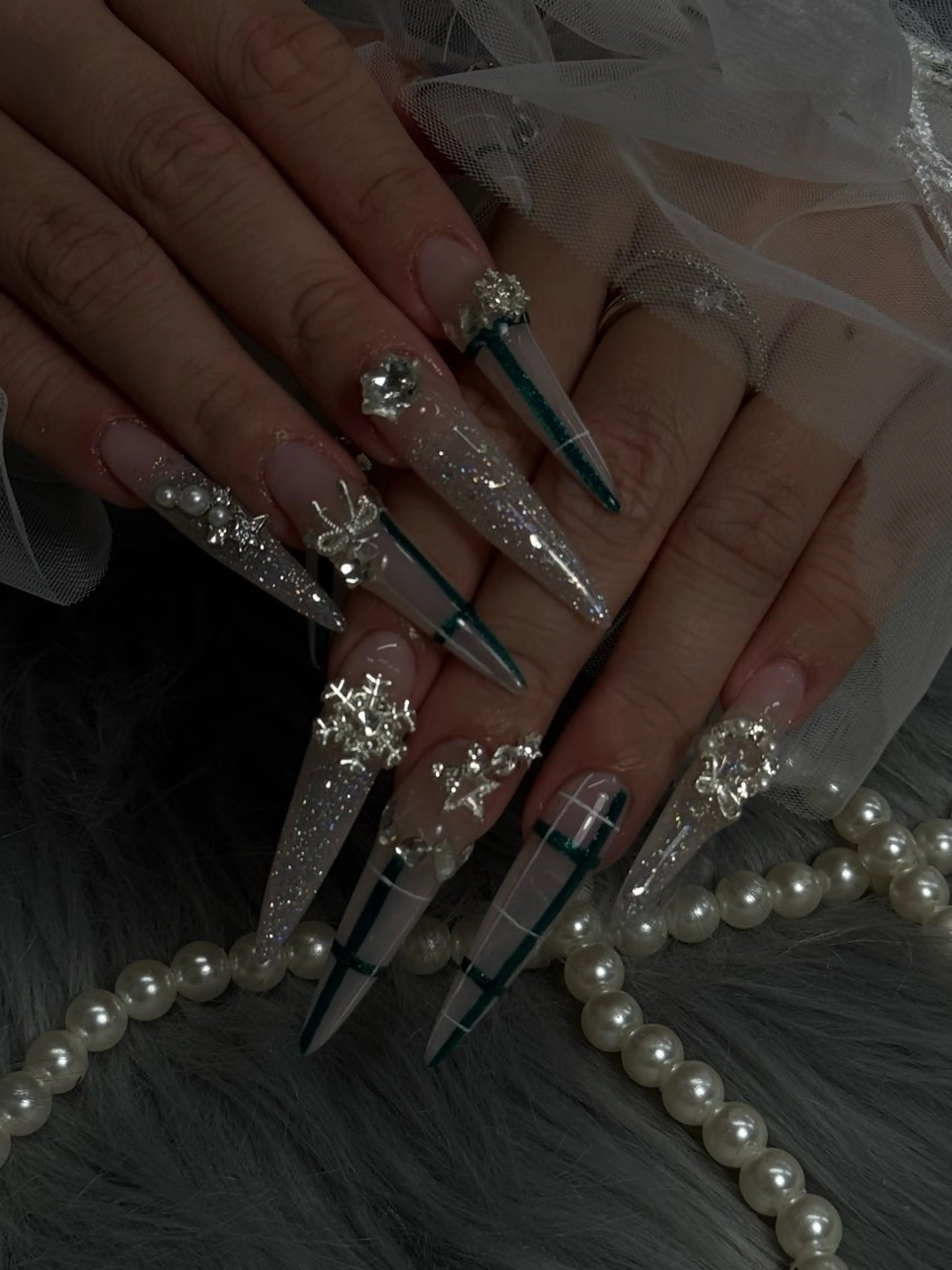 ネイル lucky nail 歌舞伎町のネイルデザイン