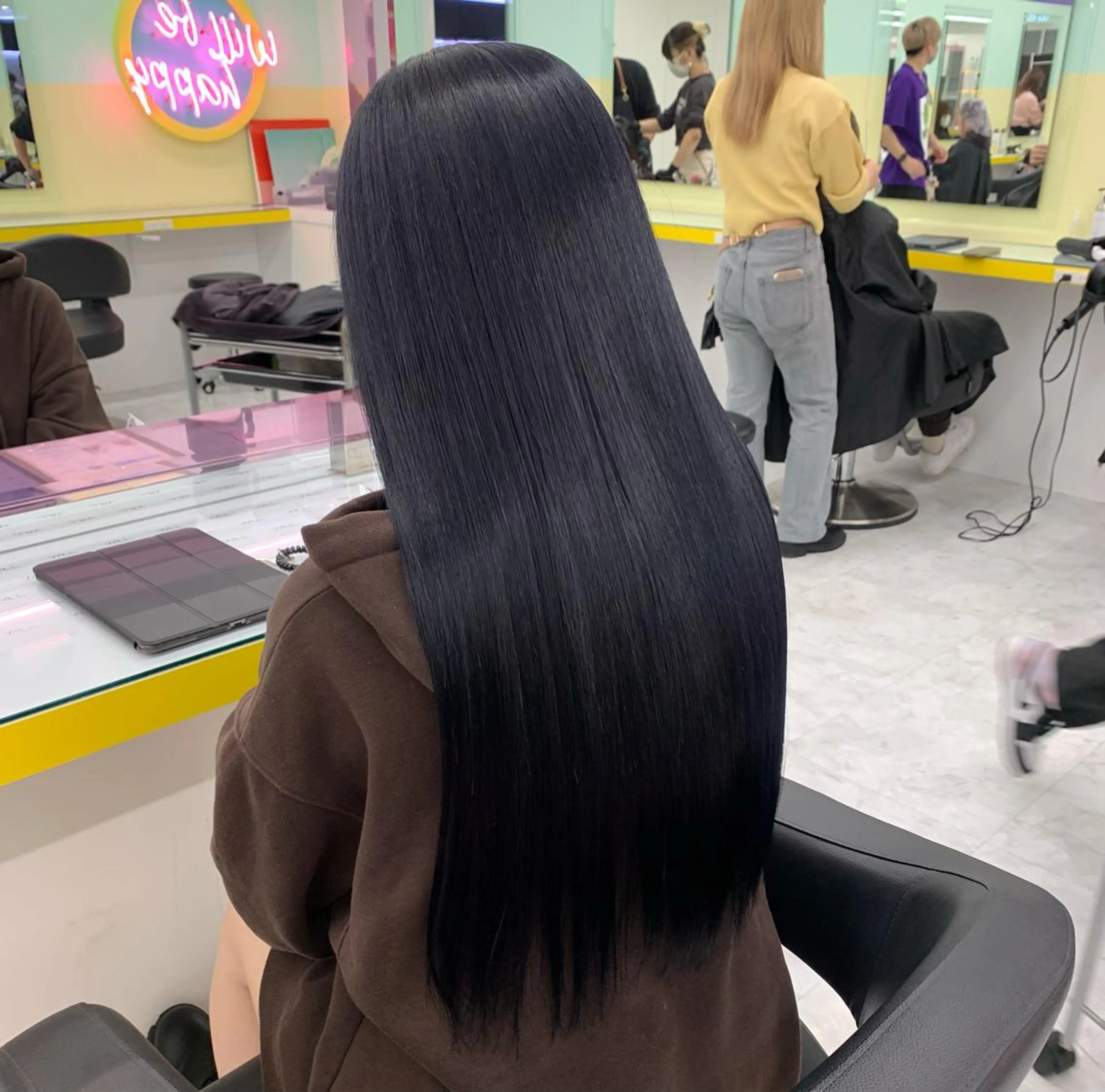 ロング カラー 黒髪 ブルーカラー ブルーブラック 透明感カラー 🪞ハイトーン🪞 🤍waka🤍のヘアスタイル