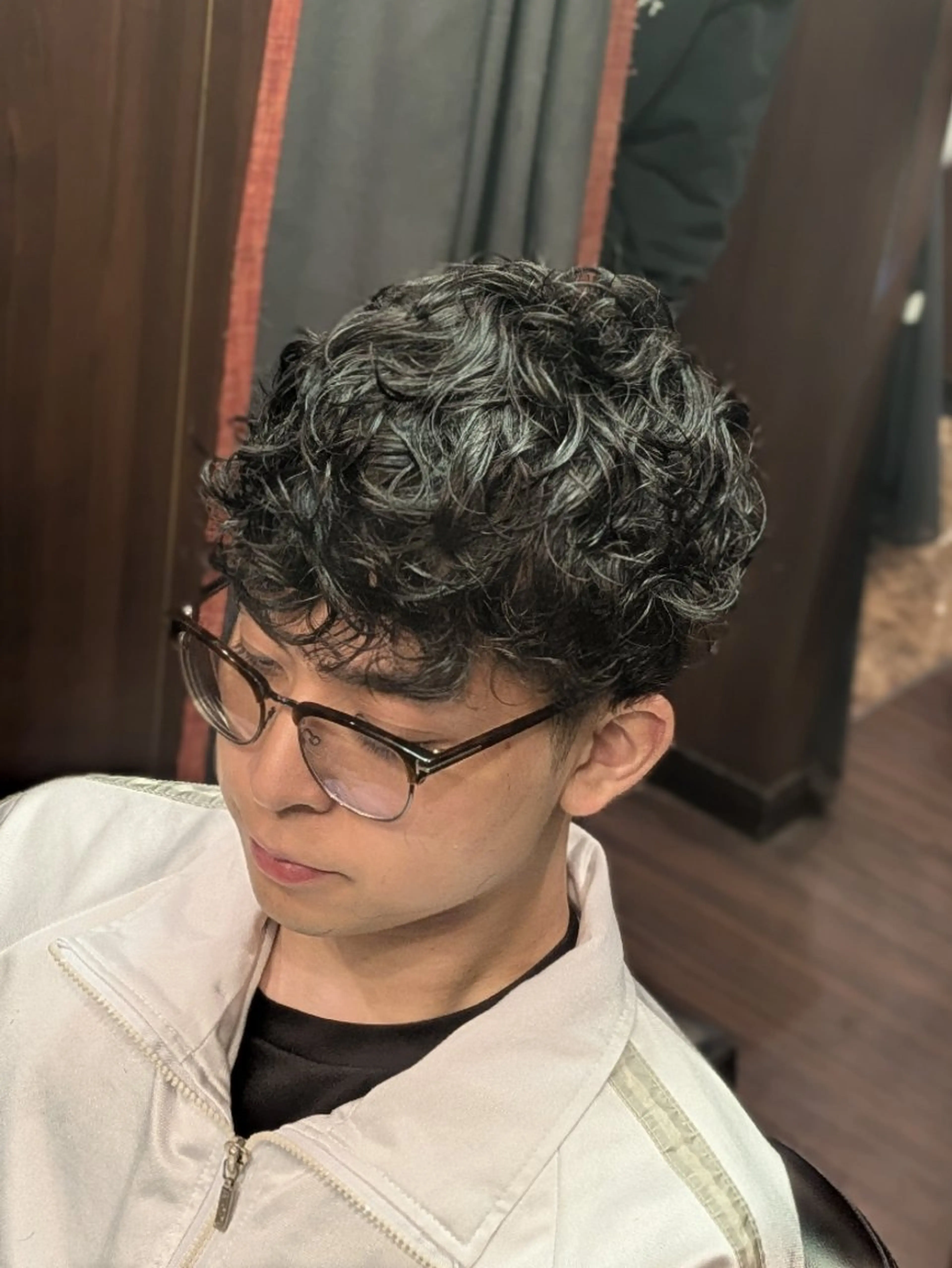 ショート パーマ メンズ ヒロ銀座青山店所属・森本 ミクのヘアスタイル