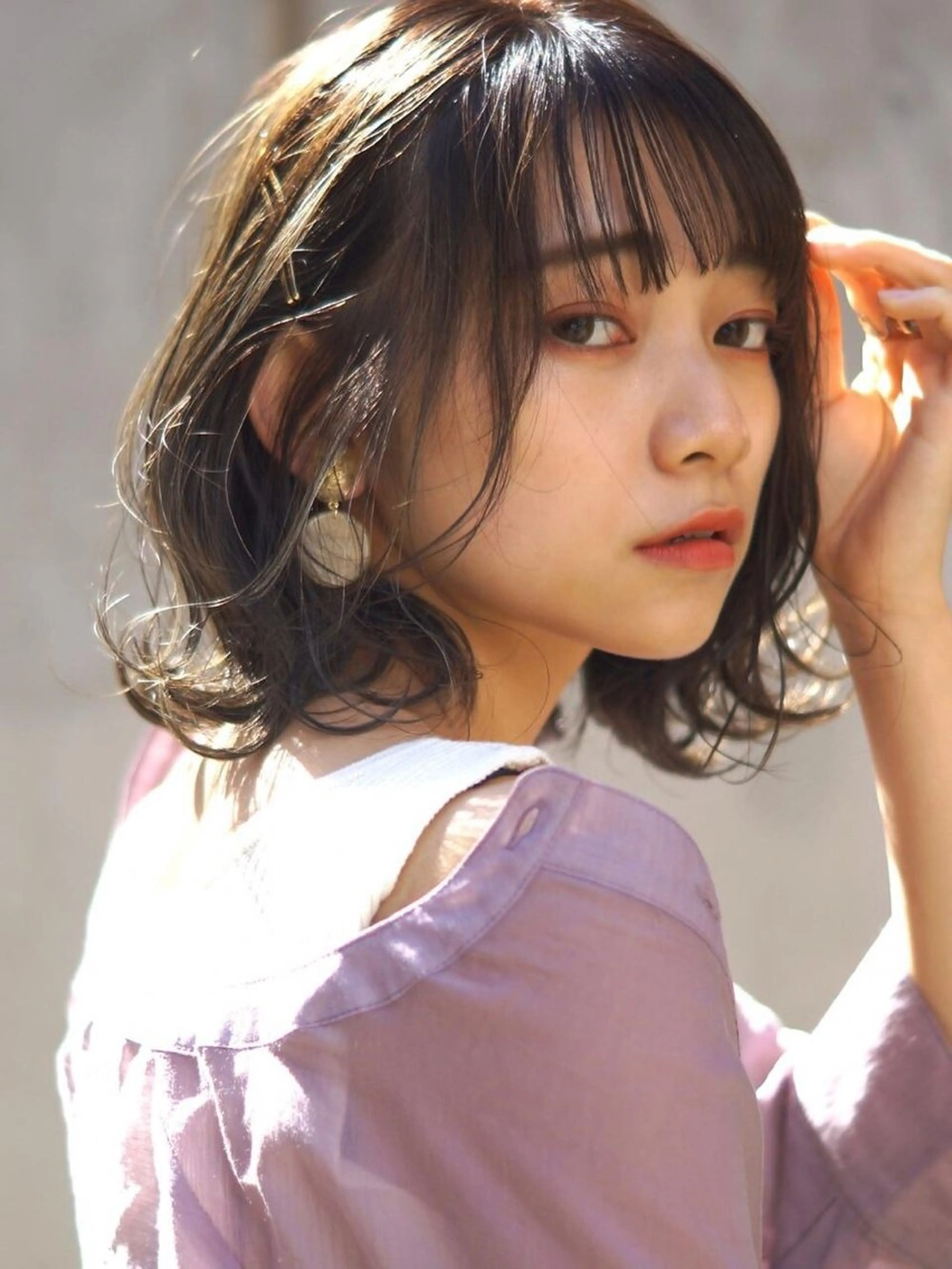 ミディアム カット ヘアカラー トリートメント hoNua. 栄/透明感カラーのヘアスタイル