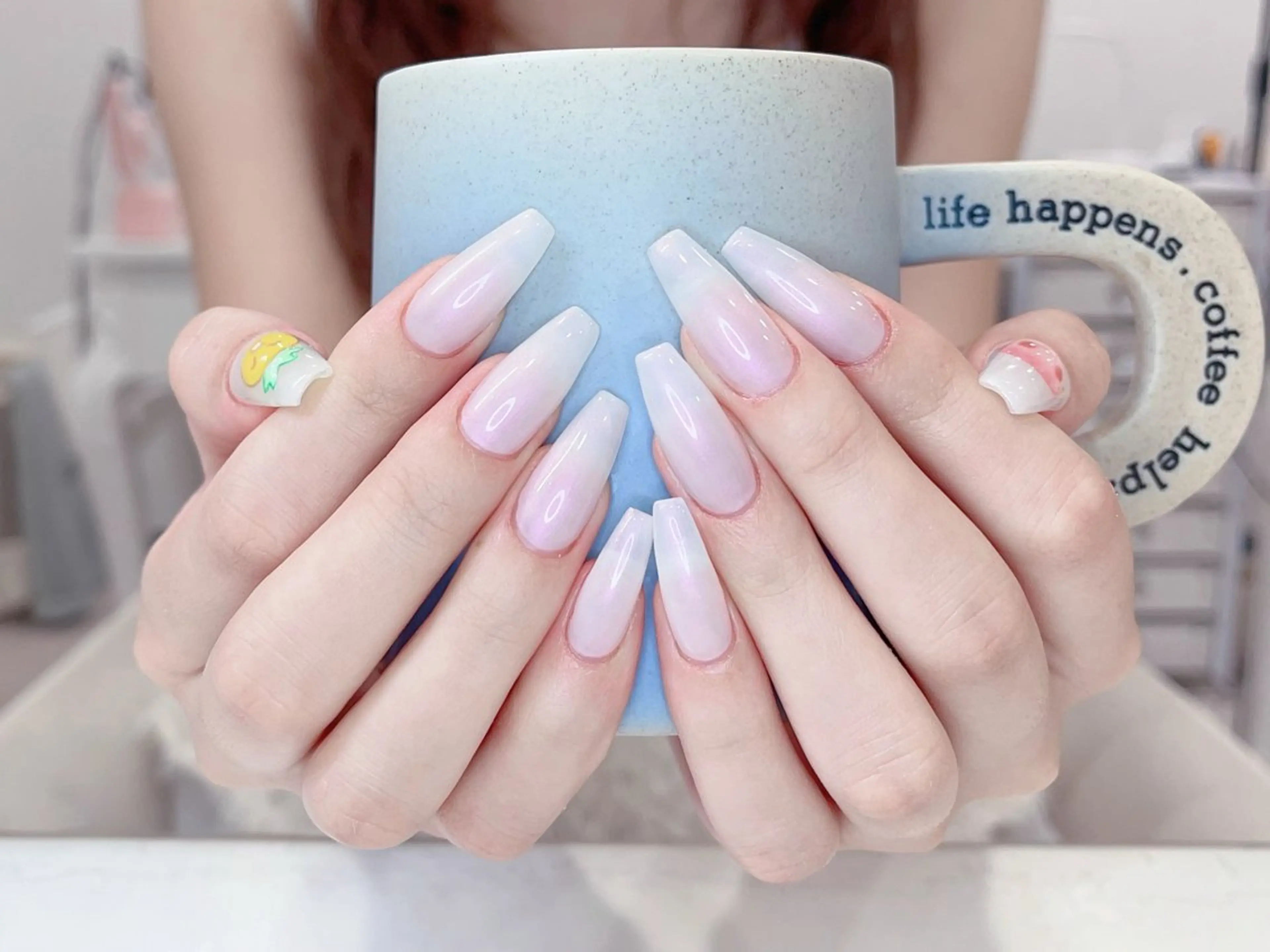 ネイル アートネイル ジェルネイル ハンドネイル Nail Salon KINA 心斎橋店のネイルデザイン