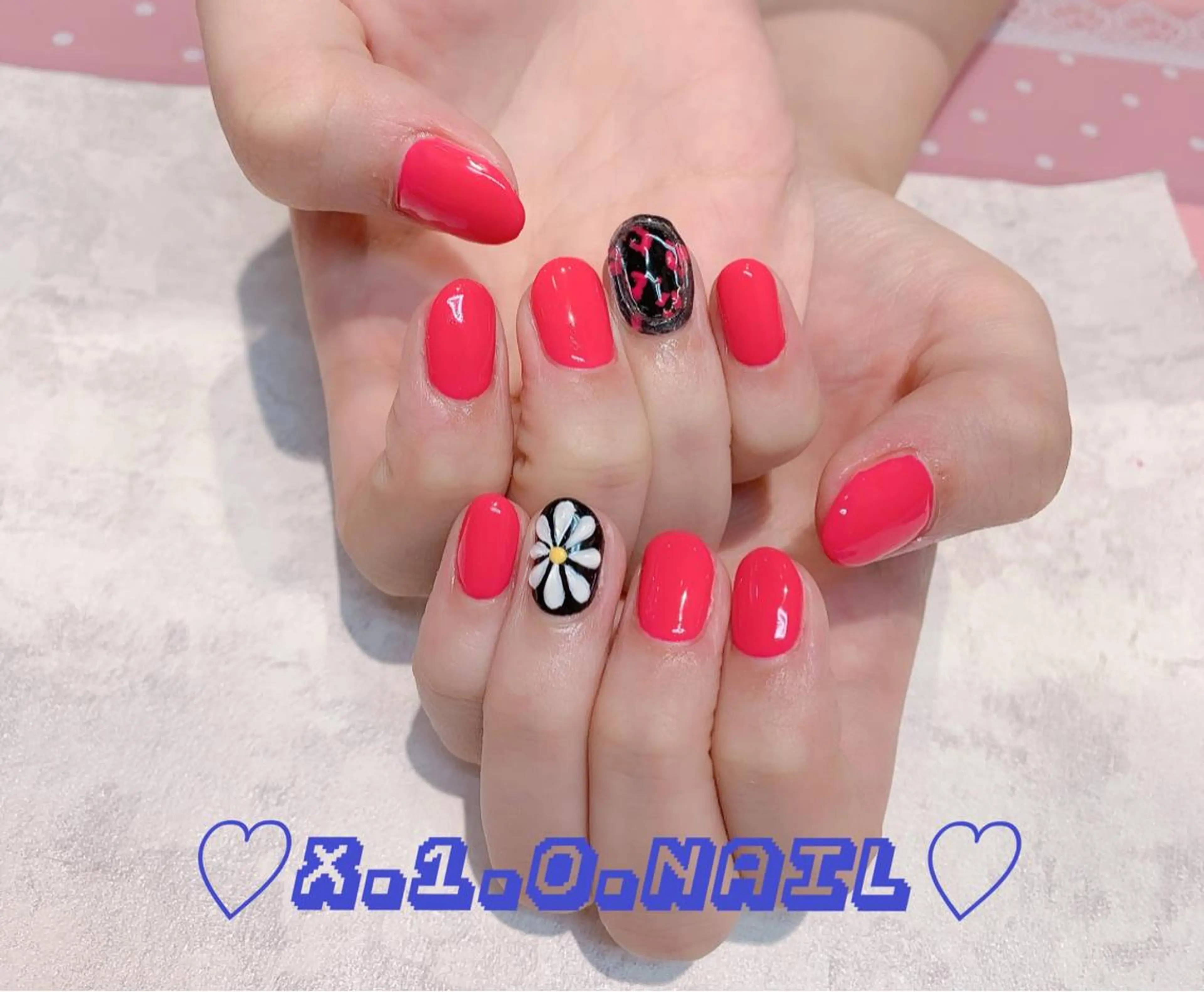 ネイル アニマル柄 アートネイル ニュアンスネイル ネイルチップ ハンドネイル x.1.0.nail ♡Cのネイルデザイン