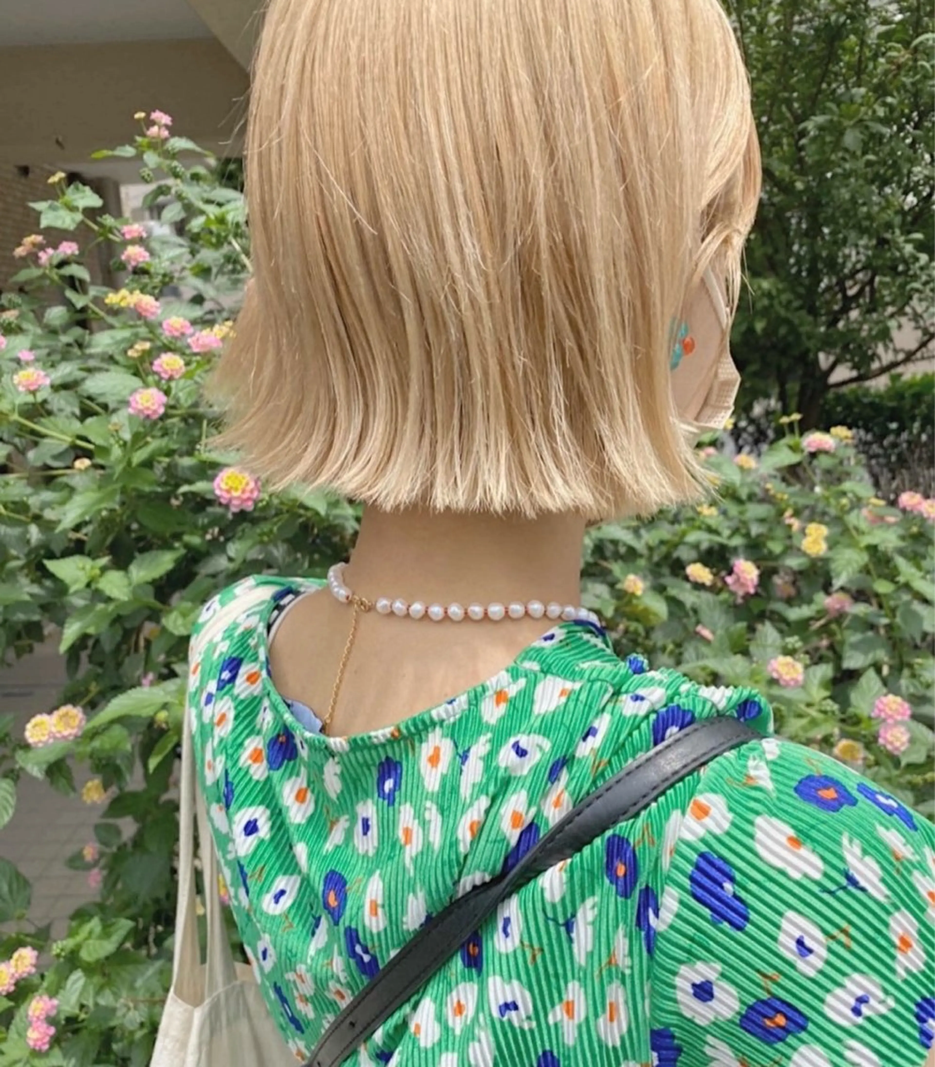 ショート カラー 青山 莉奈のヘアスタイル