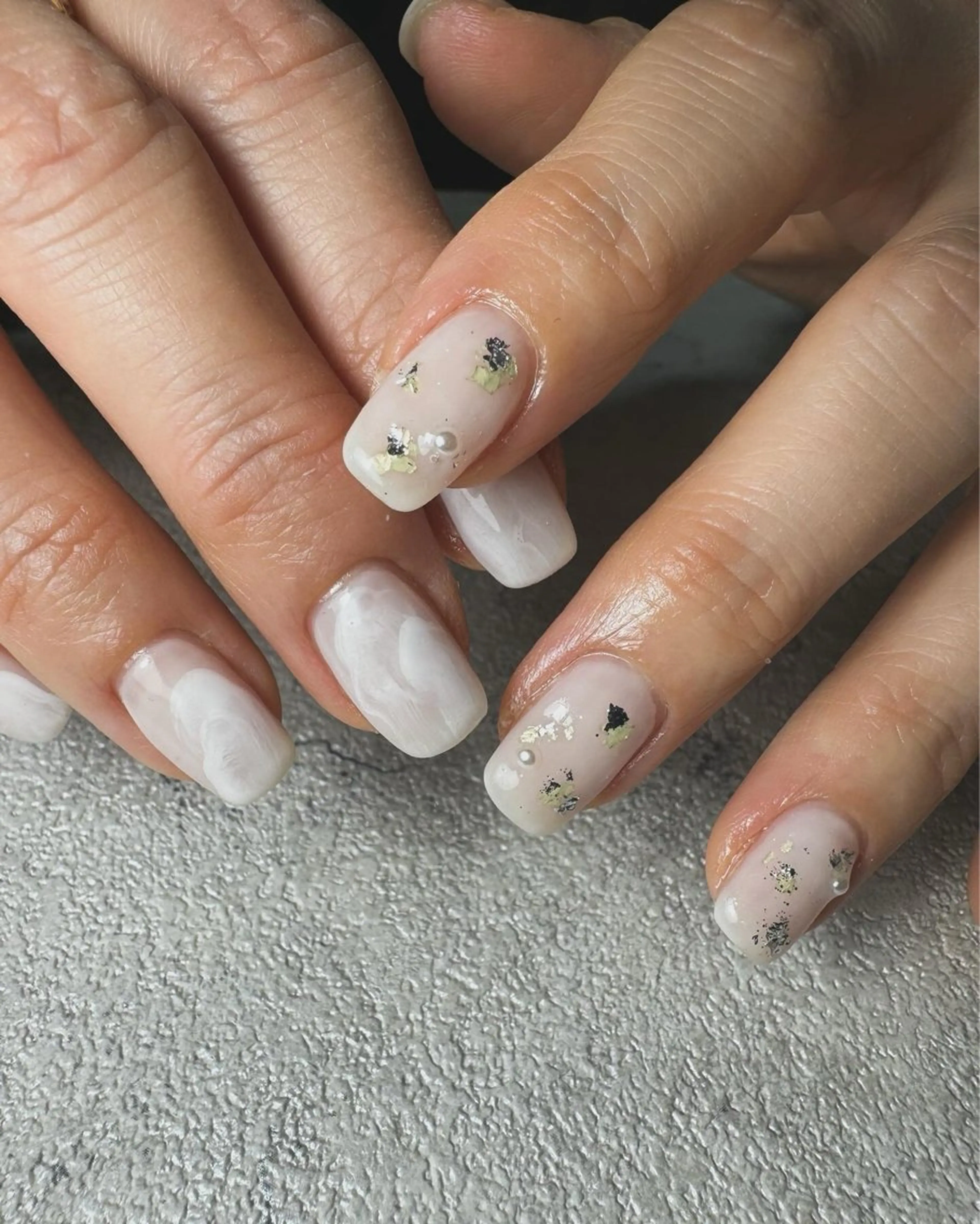 ネイル ジェルネイル 韓国ネイル 持ち込み ニュアンスネイル パラジェル ハンドネイル flowers nailのネイルデザイン