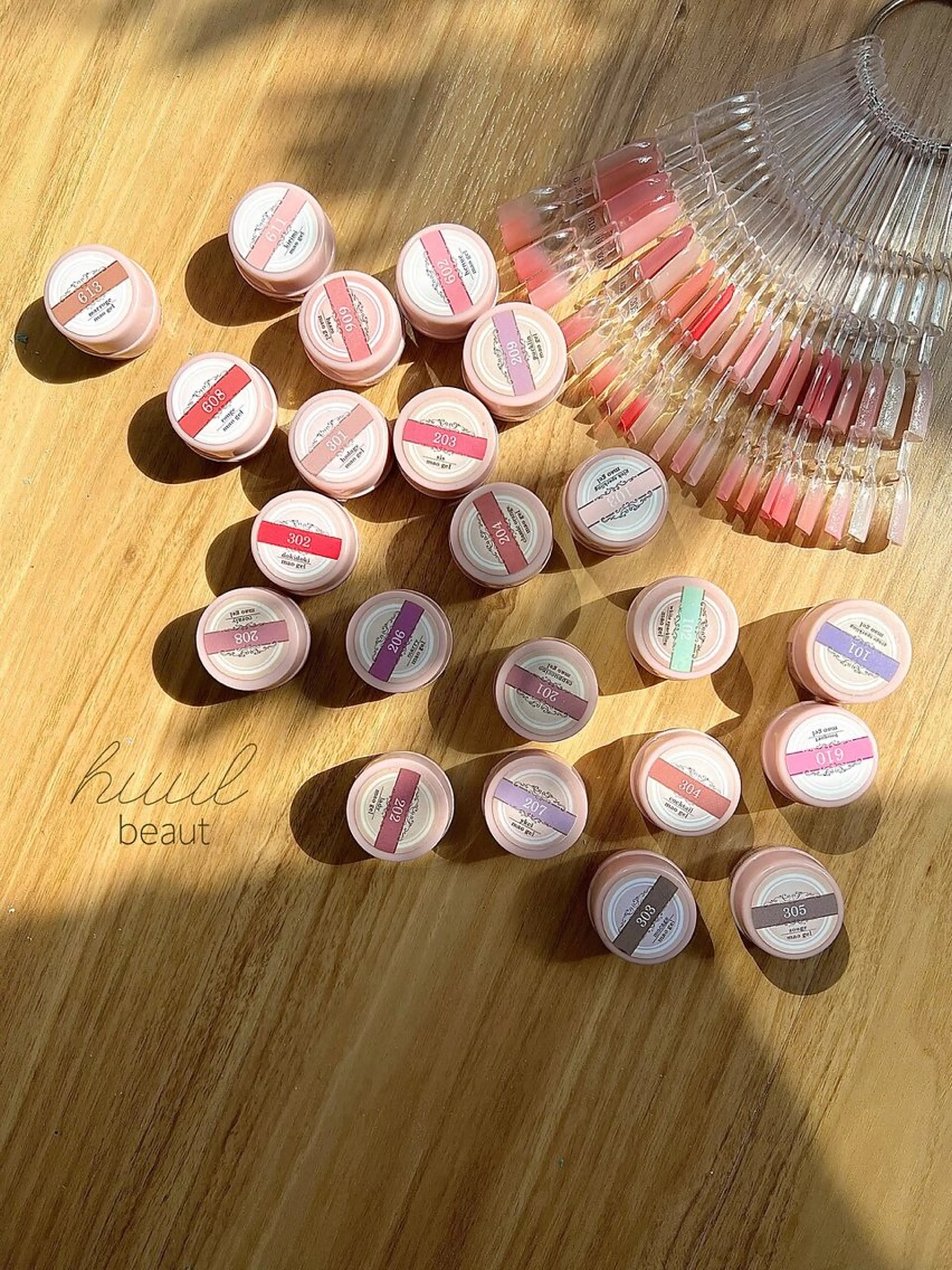 ネイル huul beaut 広尾🌻恵比寿のネイルデザイン