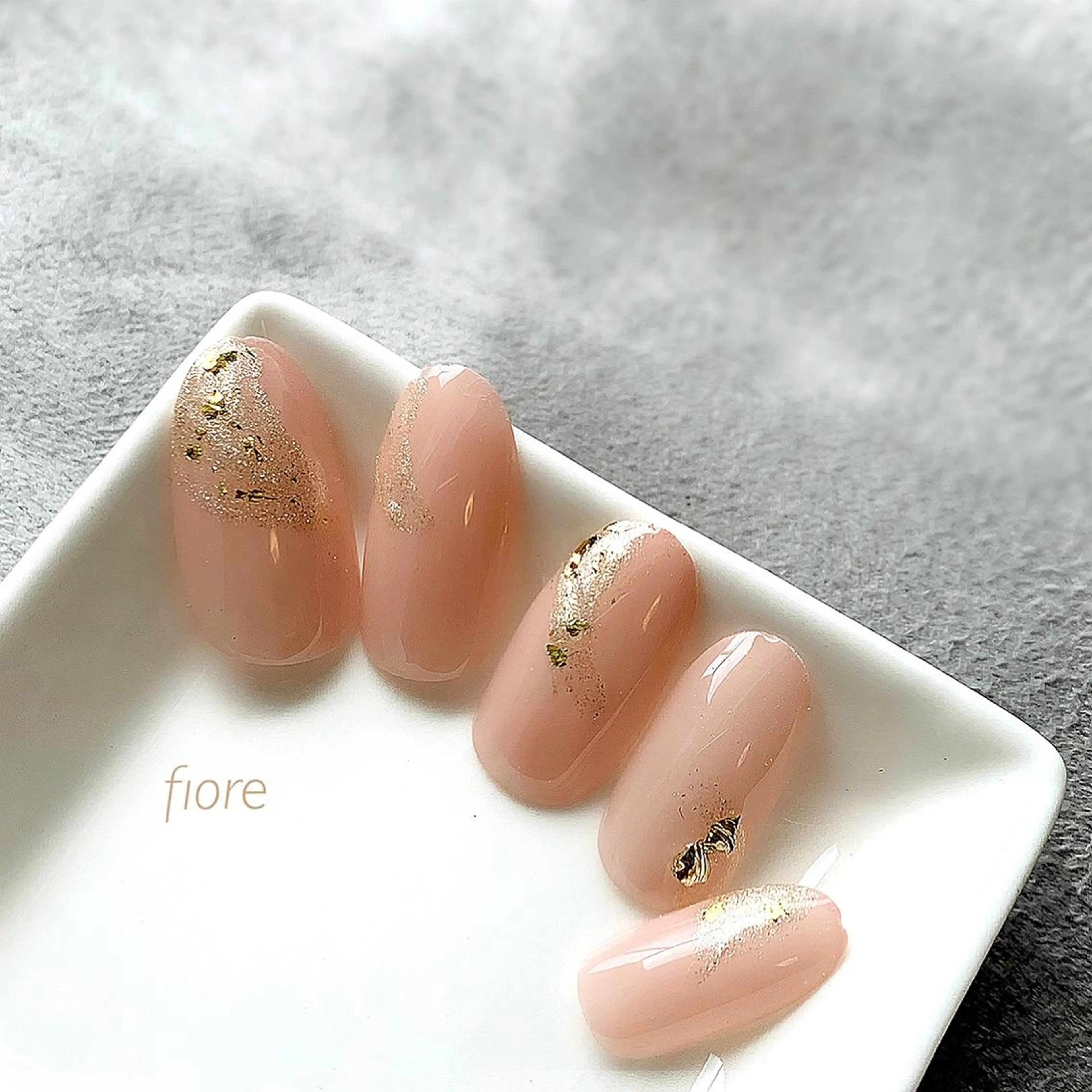 ネイル フィオーレ  fiore所属・fiore みゆきのネイルデザイン