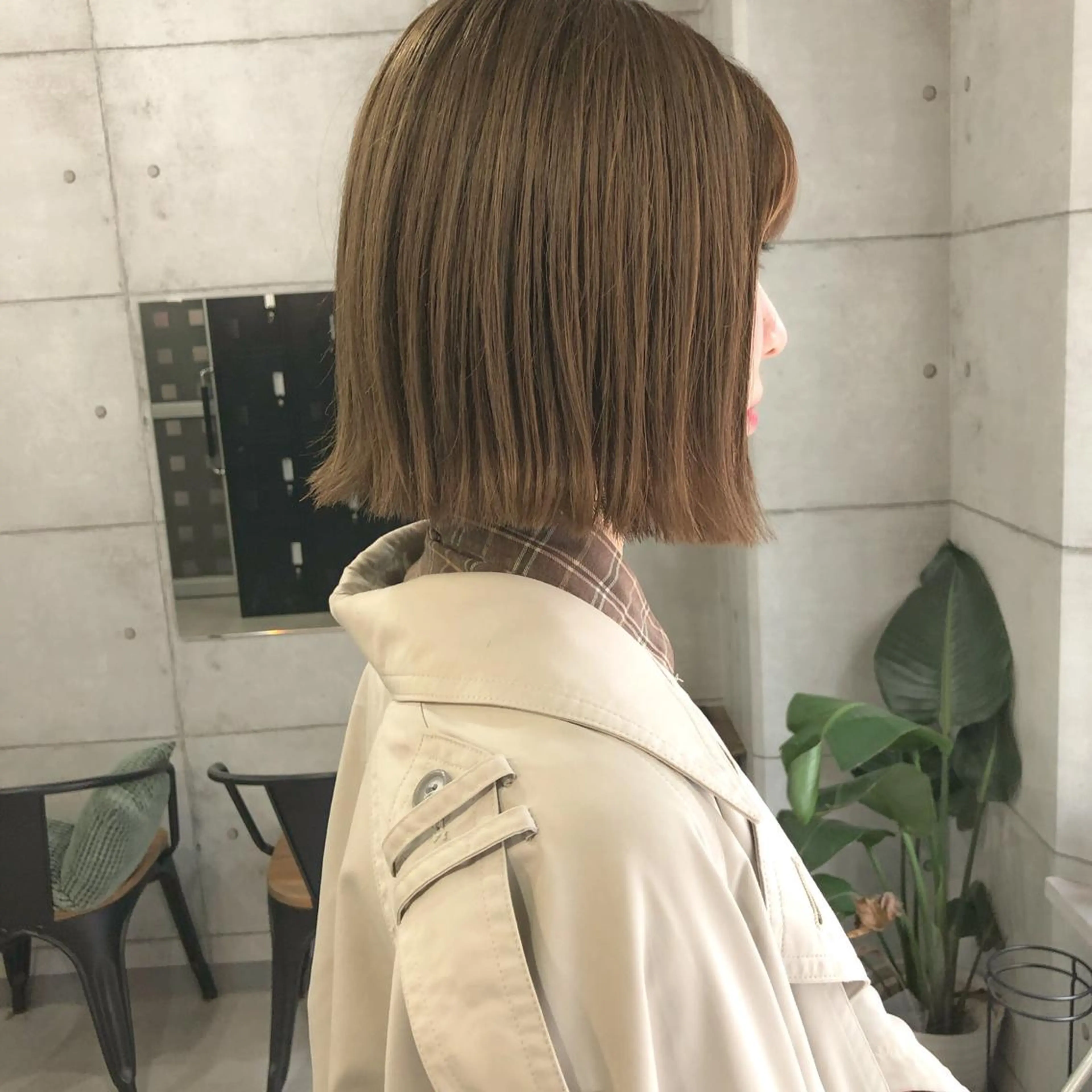 ショート カラー ベージュカラー ブリーチ カット ヘアカラー トリートメント ヘアセット 艶髪育成サロン 京橋　shinのヘアスタイル
