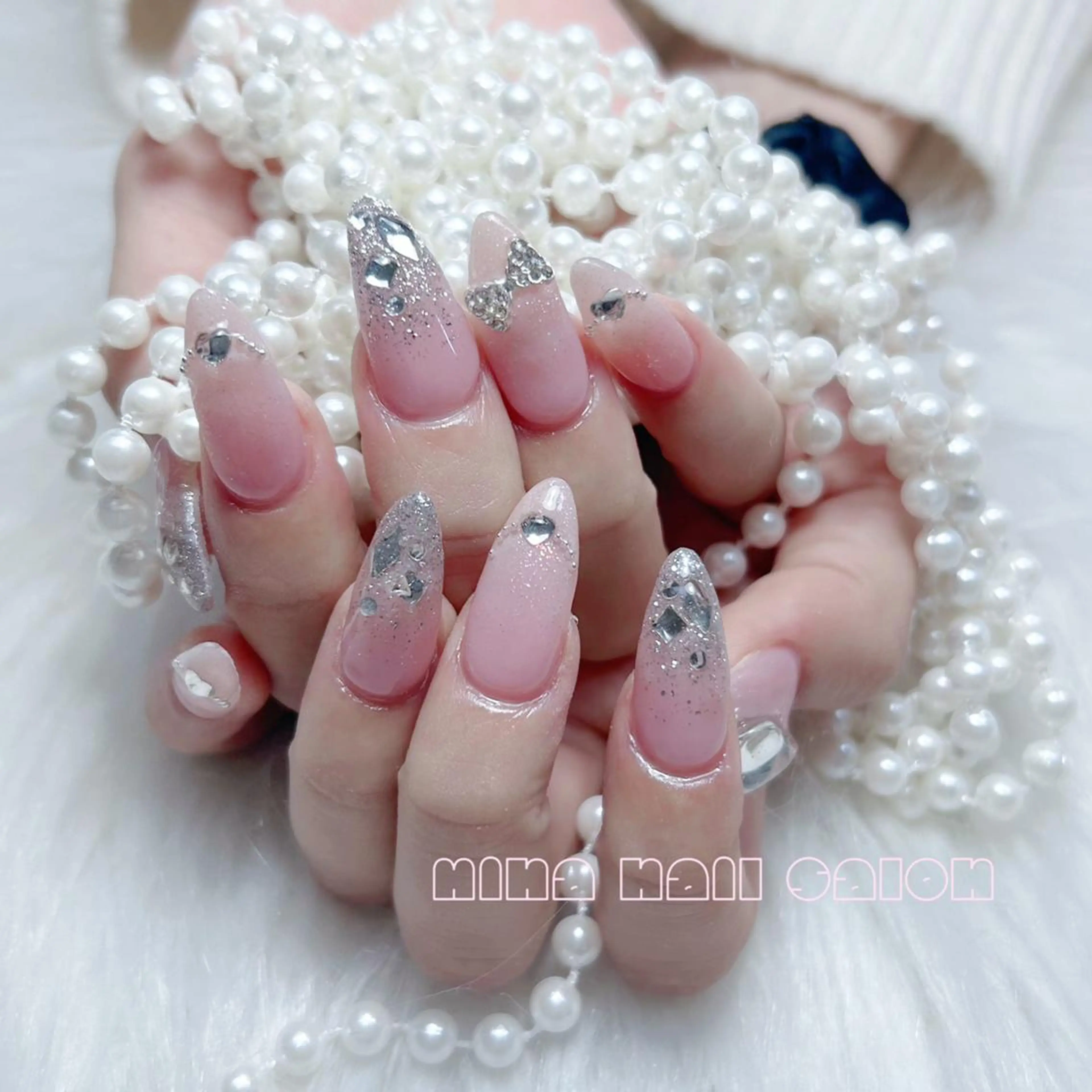 ネイル Mina🤍 愛莉🪽のネイルデザイン