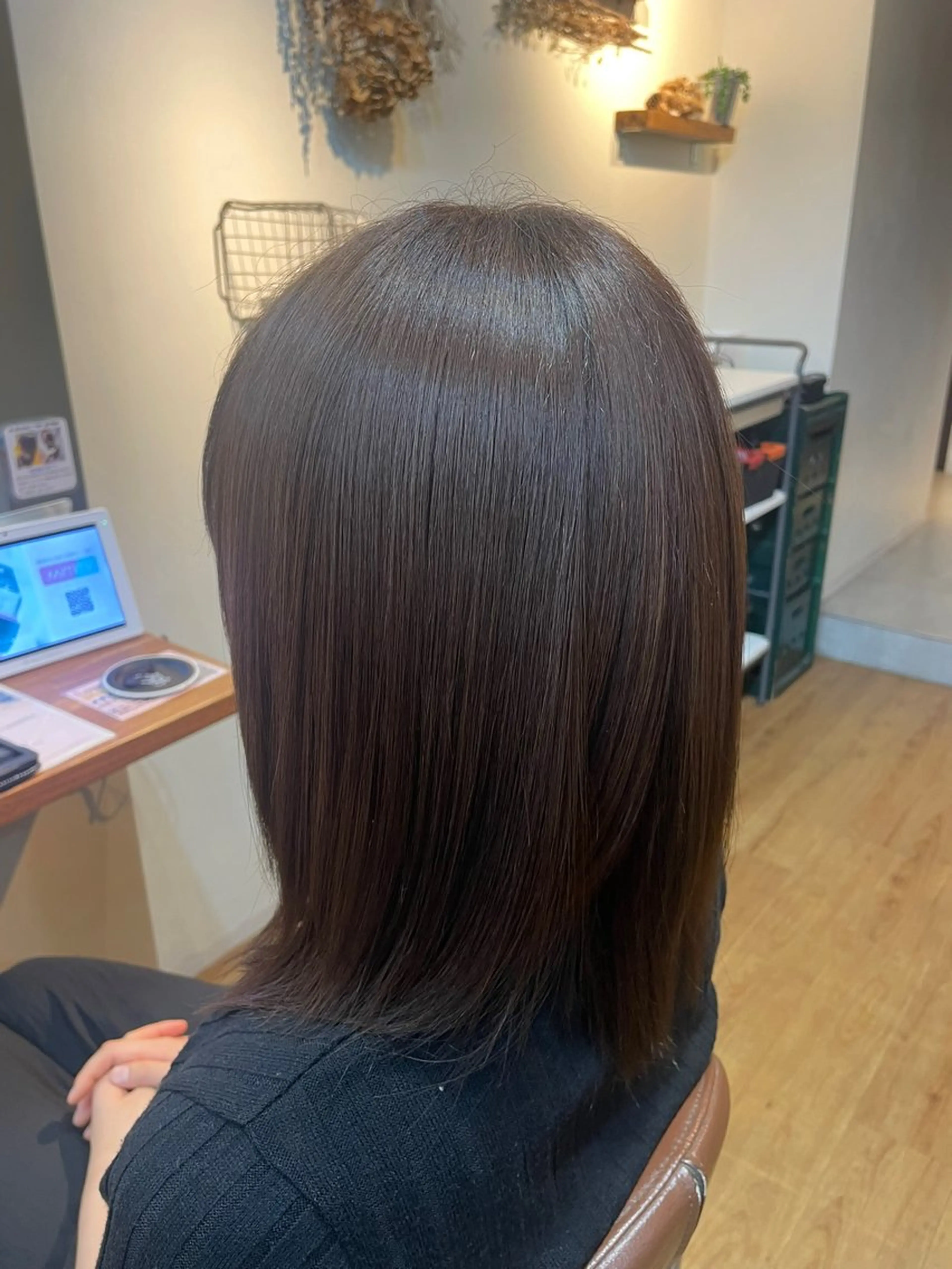 ミディアム カラー オリーブカラー Loops 北山田所属・すなが/ カットモデル募集中のヘアスタイル