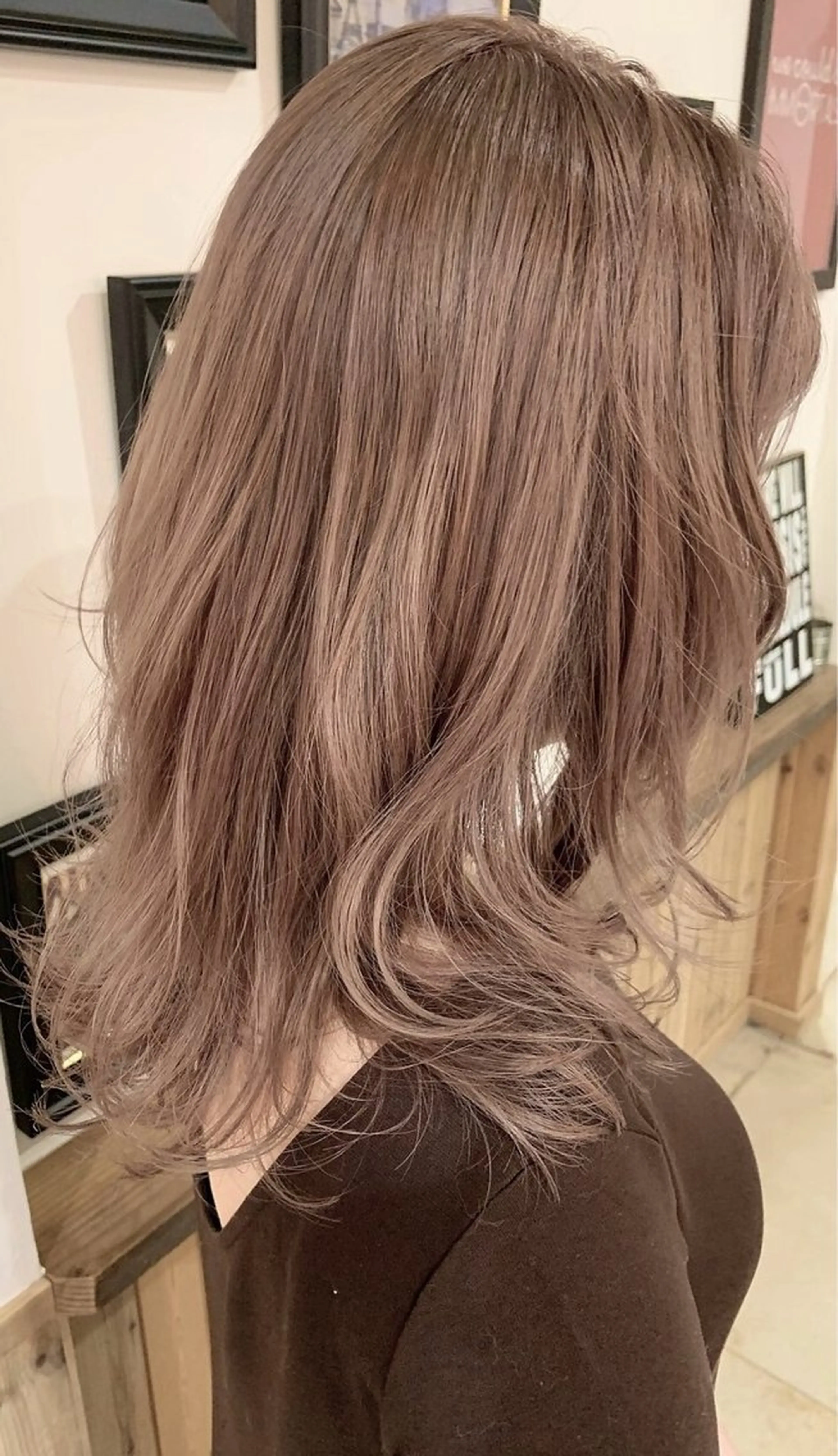 セミロング カラー ヘアカラー トリートメント ヘアセット hair design NORM所属・吉田裕太/ハイライト ダブルカラーのヘアスタイル