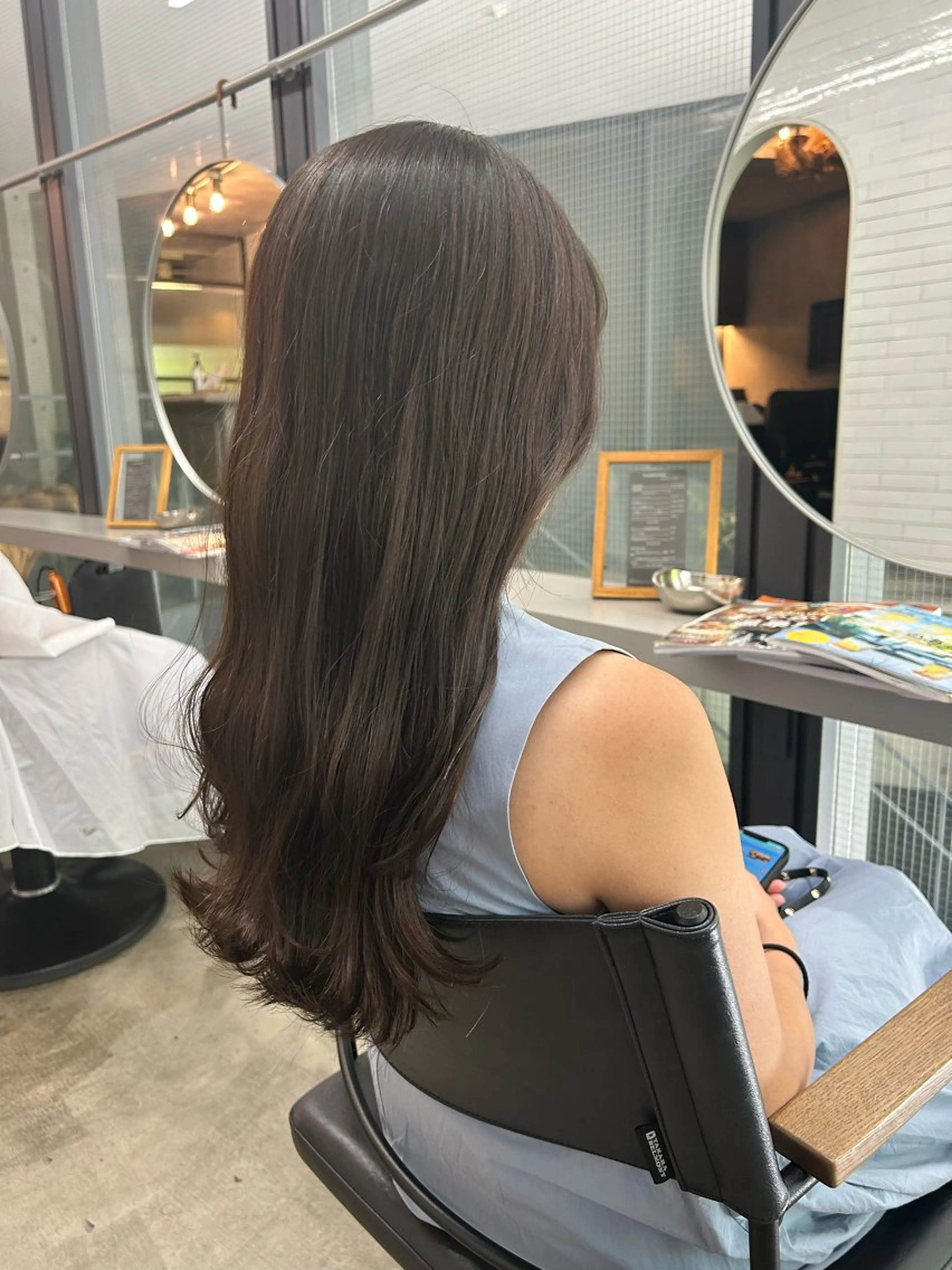 ロング カラー アディクシーカラー 透明感カラー グレージュ カット ヘアカラー トリートメント やすだ しおりのその他イメージ