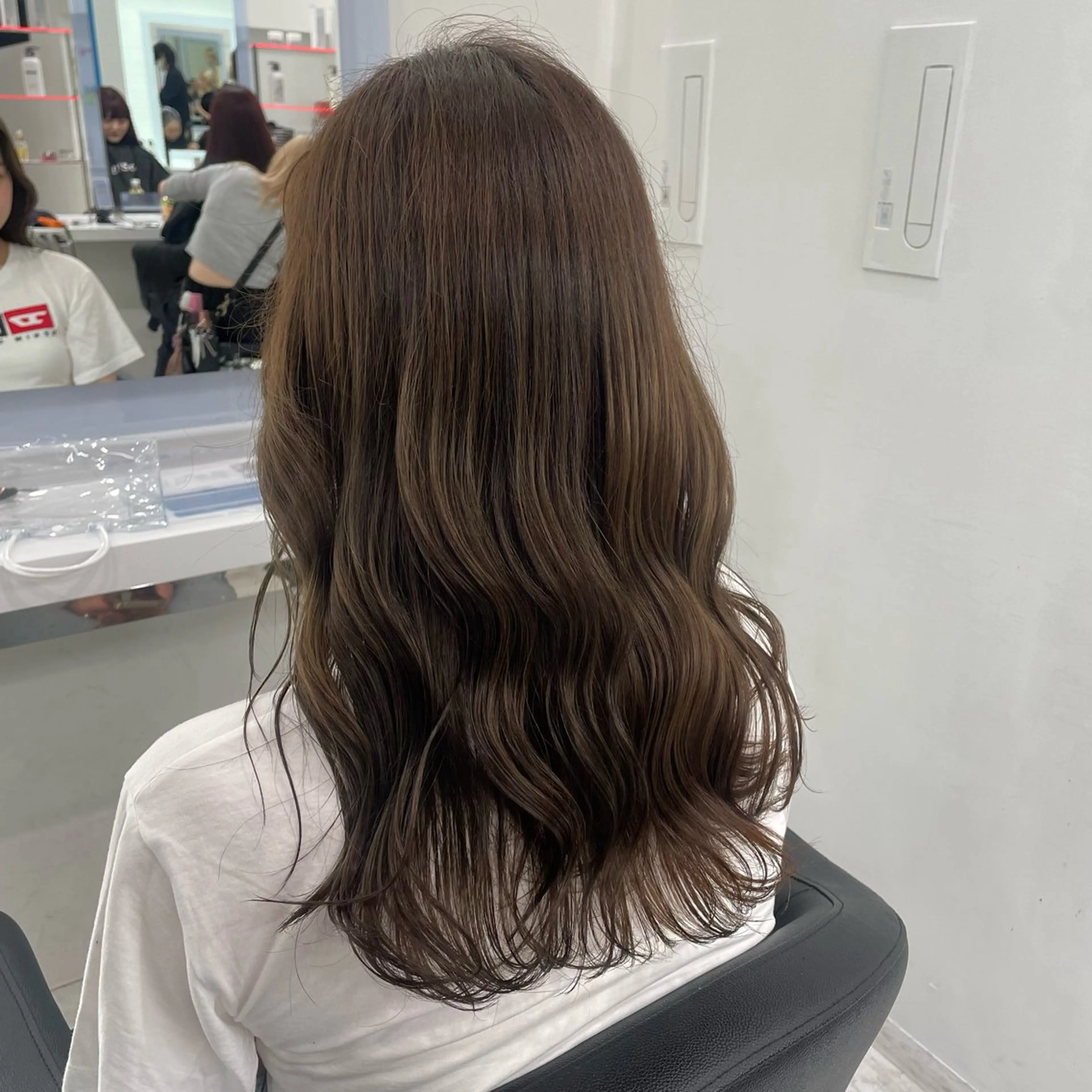 ミディアム カット ヘアカラー トリートメント ヘッドスパ ヘアセット 大人っぽ上品🤍韓国 レイヤー🤍ふうがのヘアスタイル