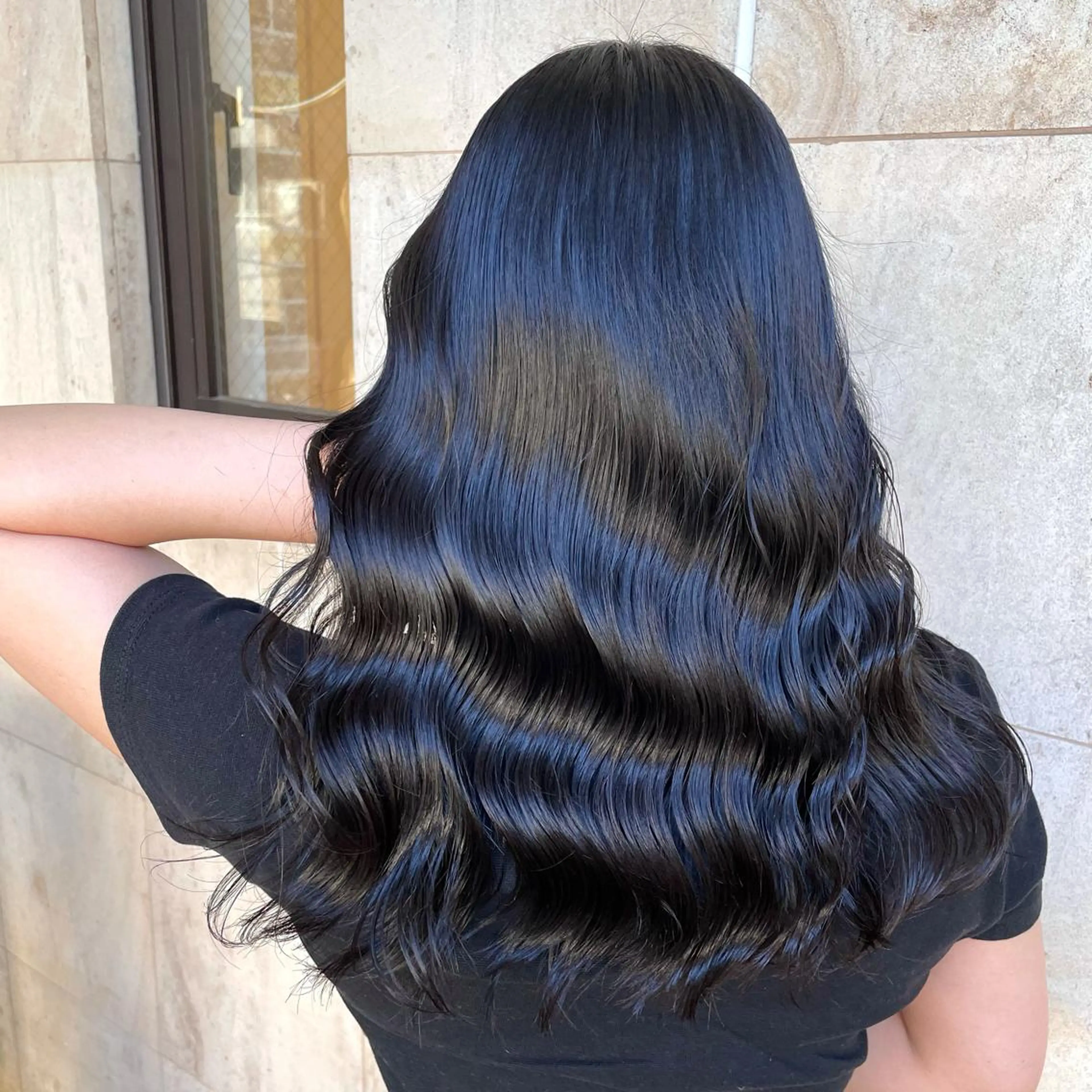 セミロング カラー ミヤザキ タクトのヘアスタイル