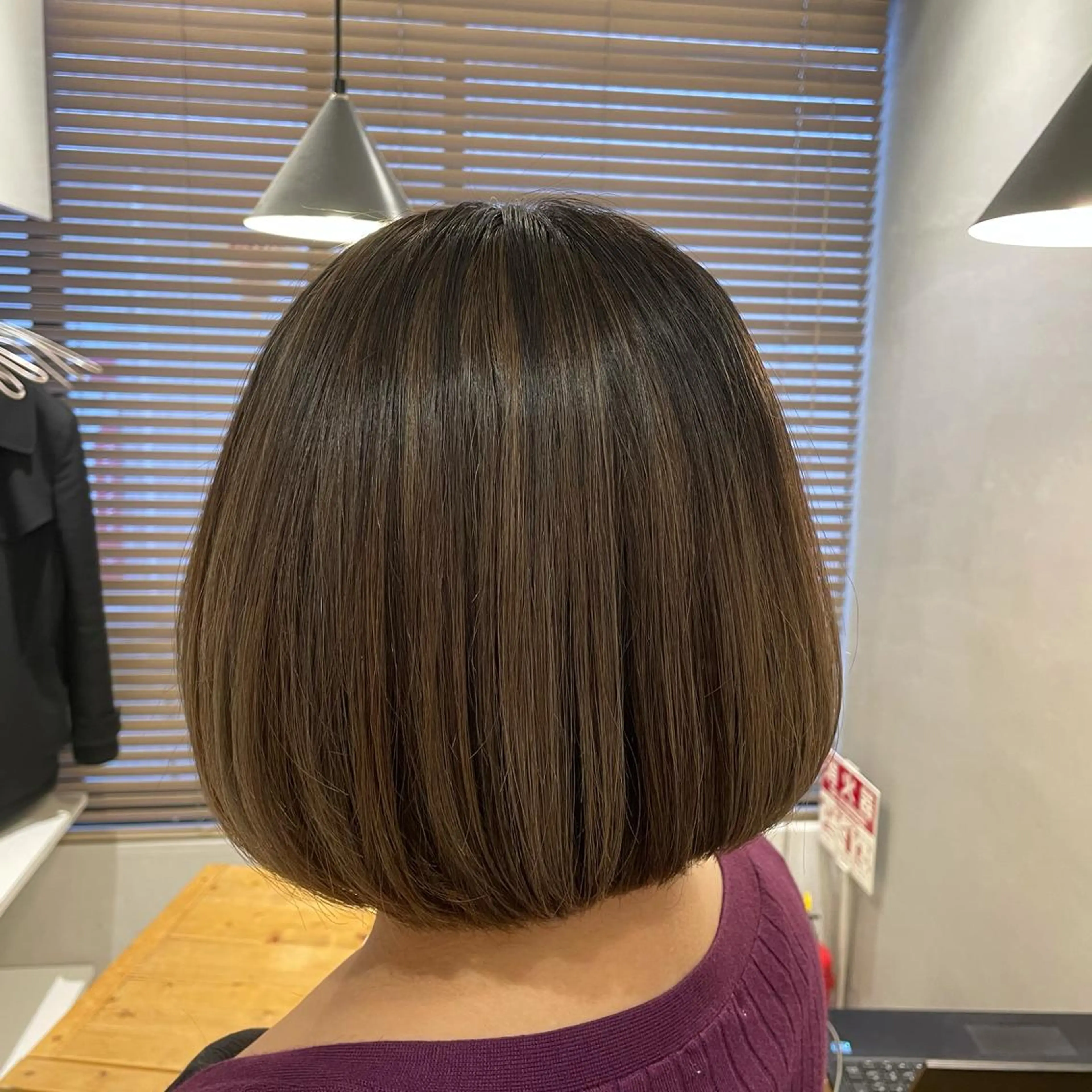 ショート カット ヘアカラー トリートメント 外山 実咲のヘアスタイル