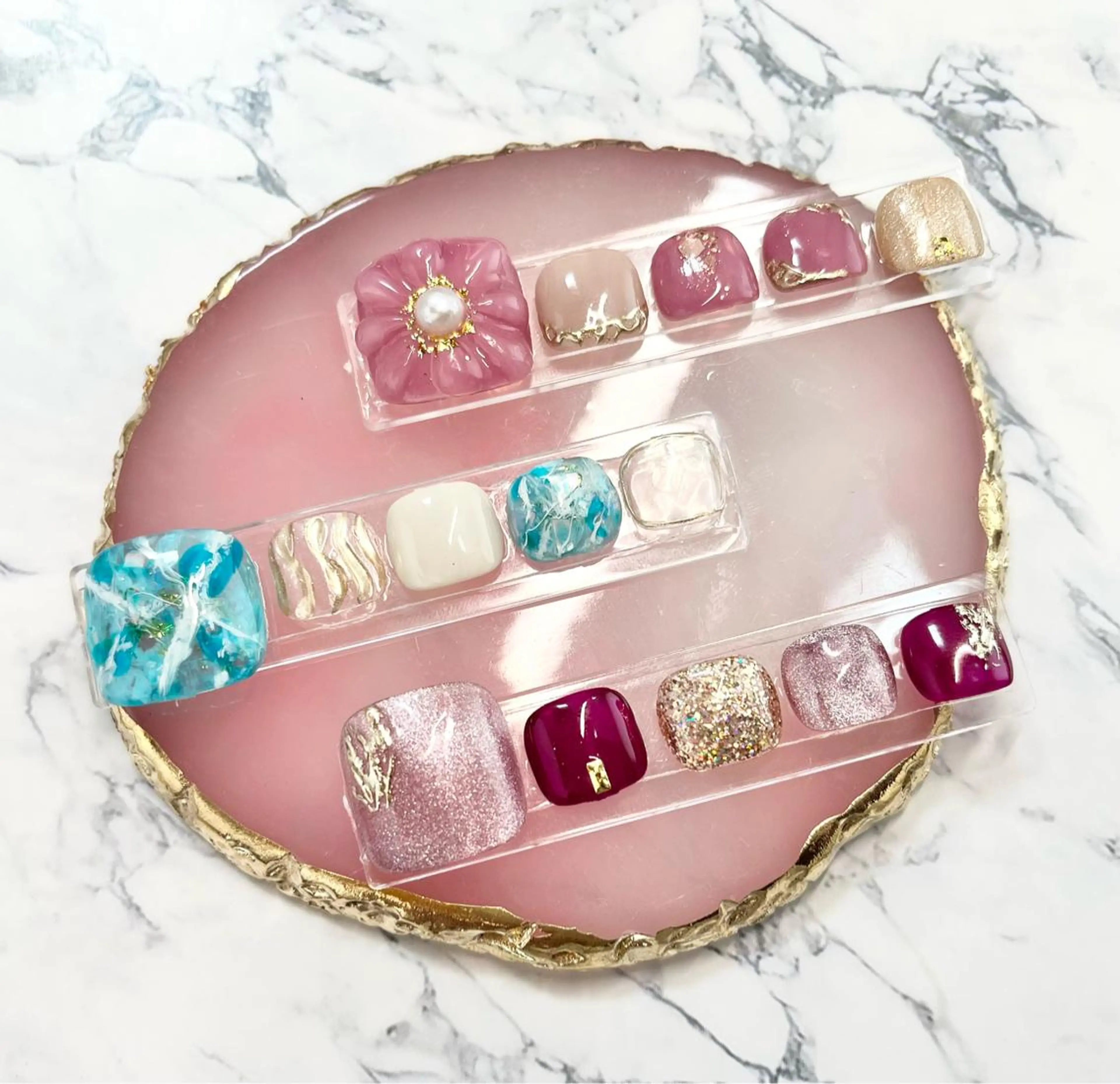 ネイル フットネイル Rosa NAILのネイルデザイン