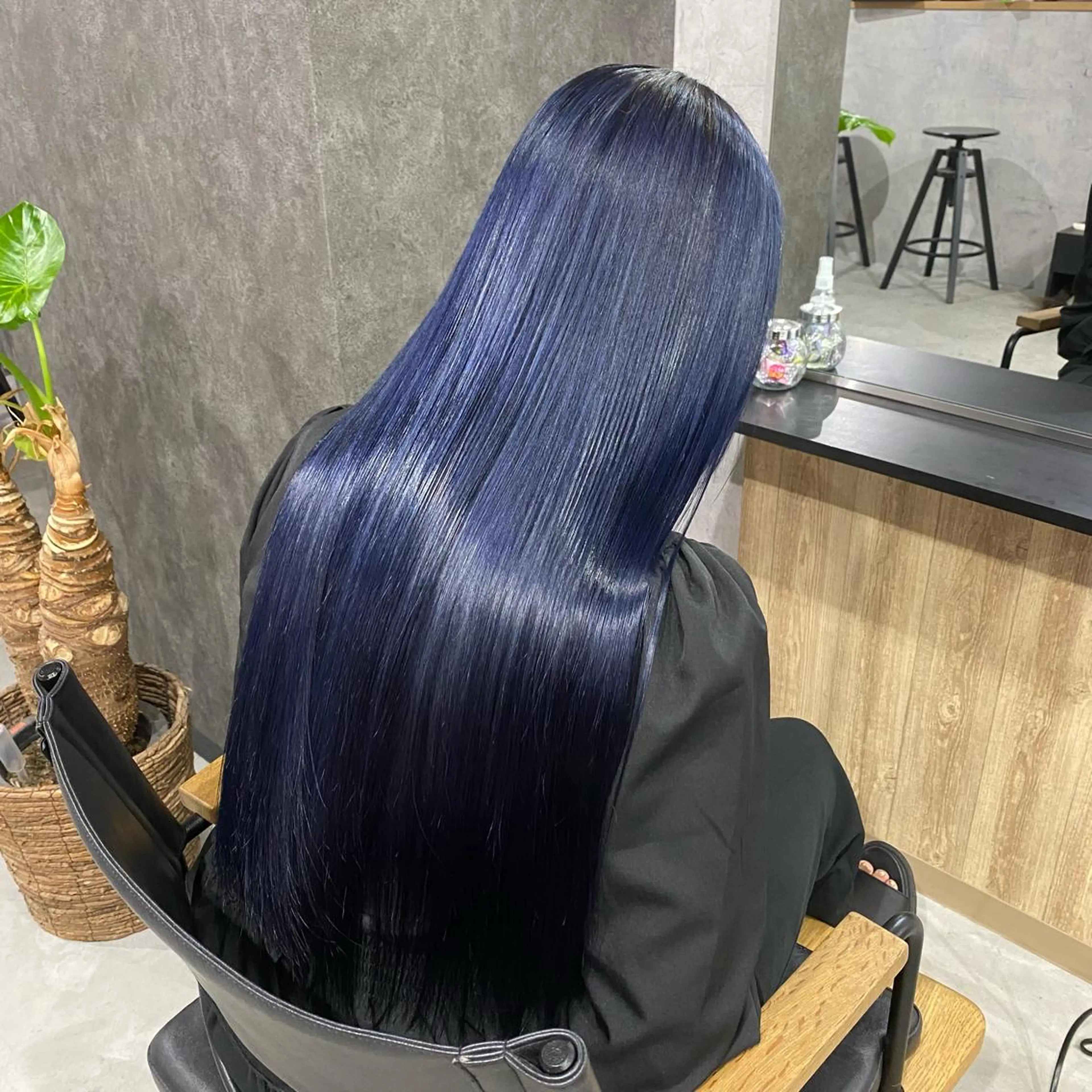 ロング カラー ヘアアレンジ ブルーカラー ネイビーカラー トリートメント 【韓国くびれ】ヘア 💕田中将吾のヘアスタイル