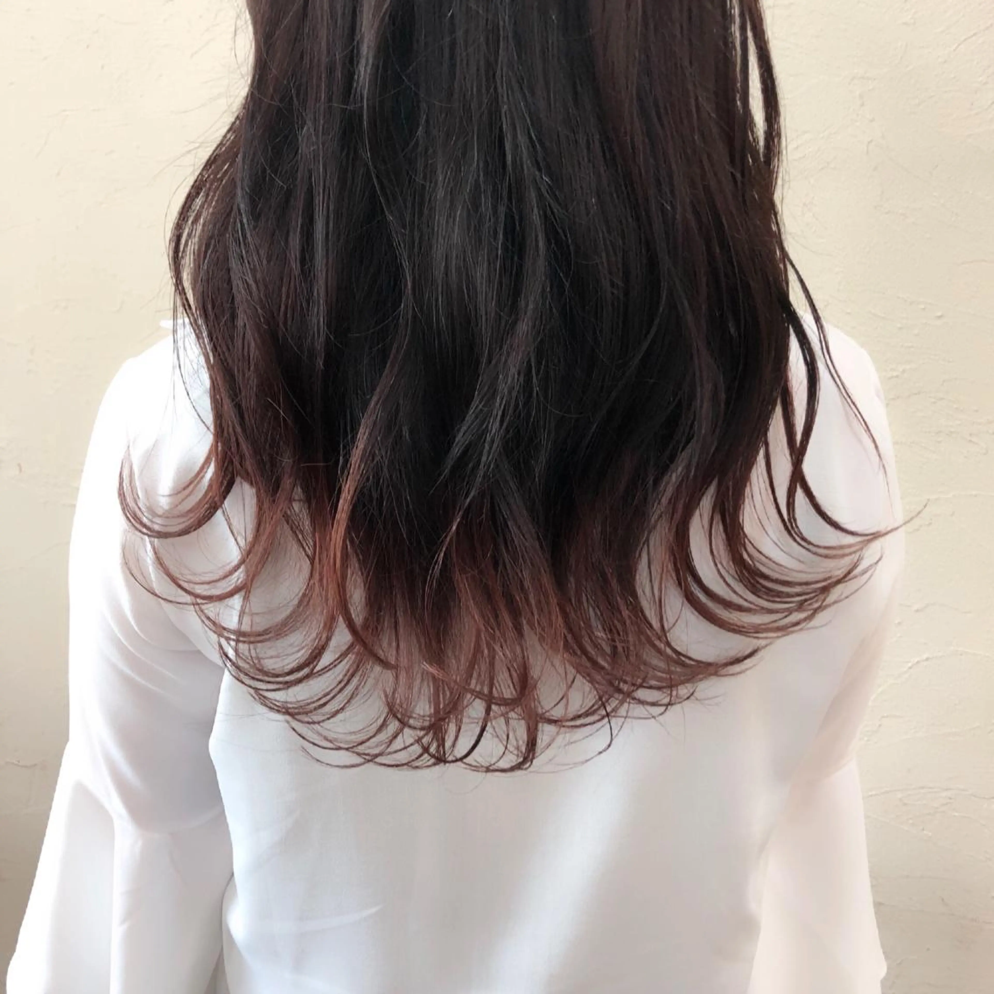 ロング カラー ENIF ヤマグチアツコのヘアスタイル