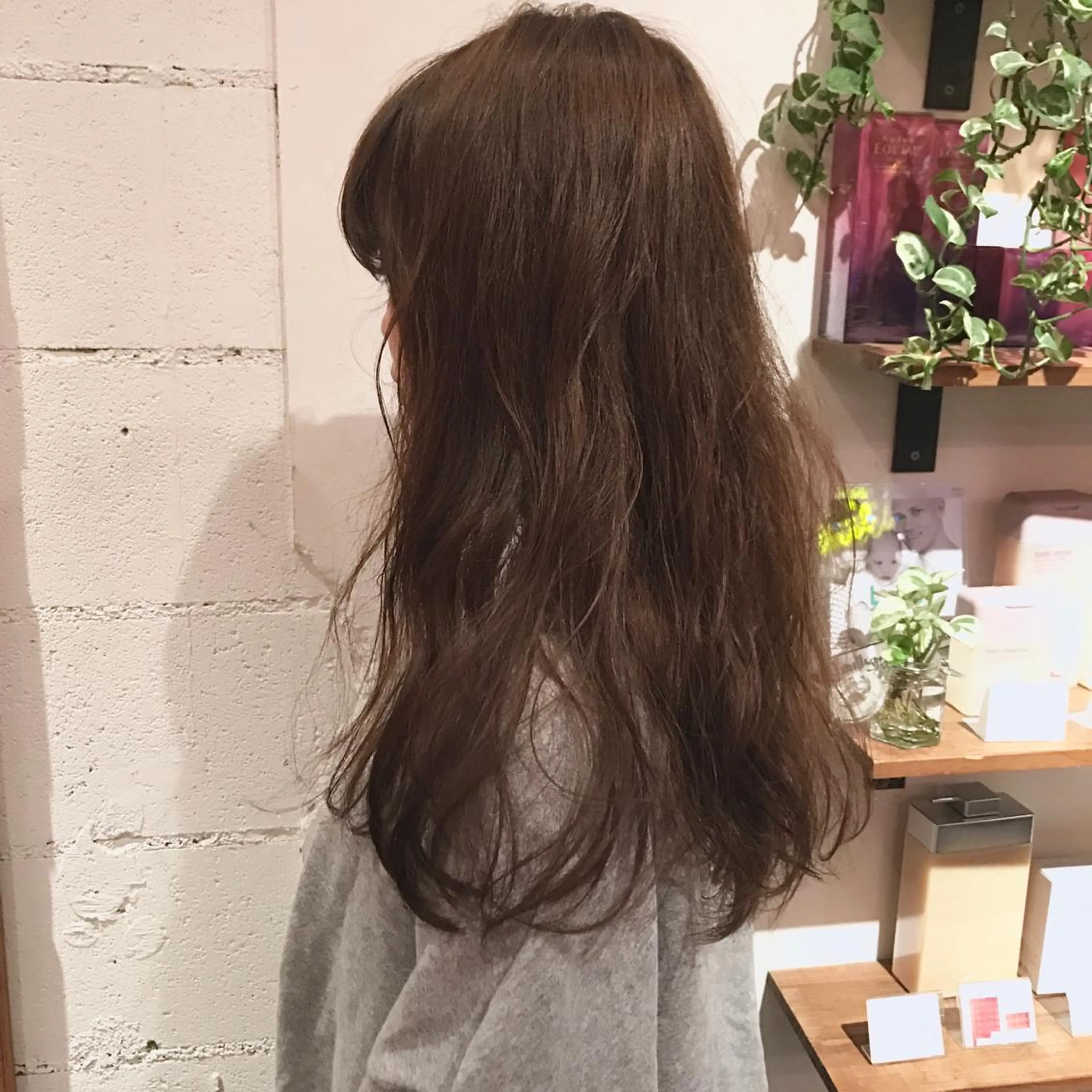 ロング カラー パーマ ベージュカラー emme エミィ/立川のヘアスタイル