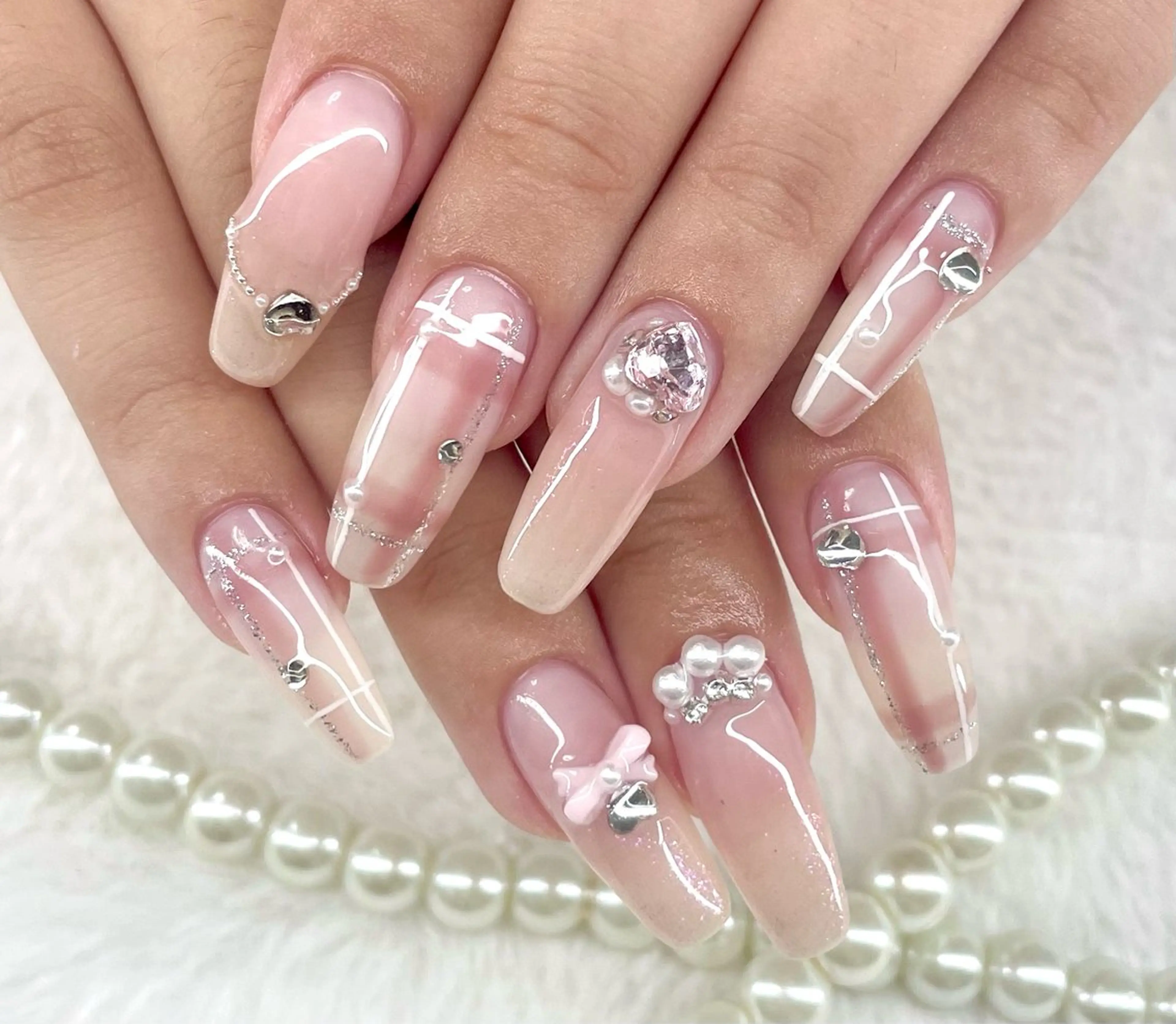 ネイル ChouChou NAIL SALON所属・サキ ChouChouのネイルデザイン