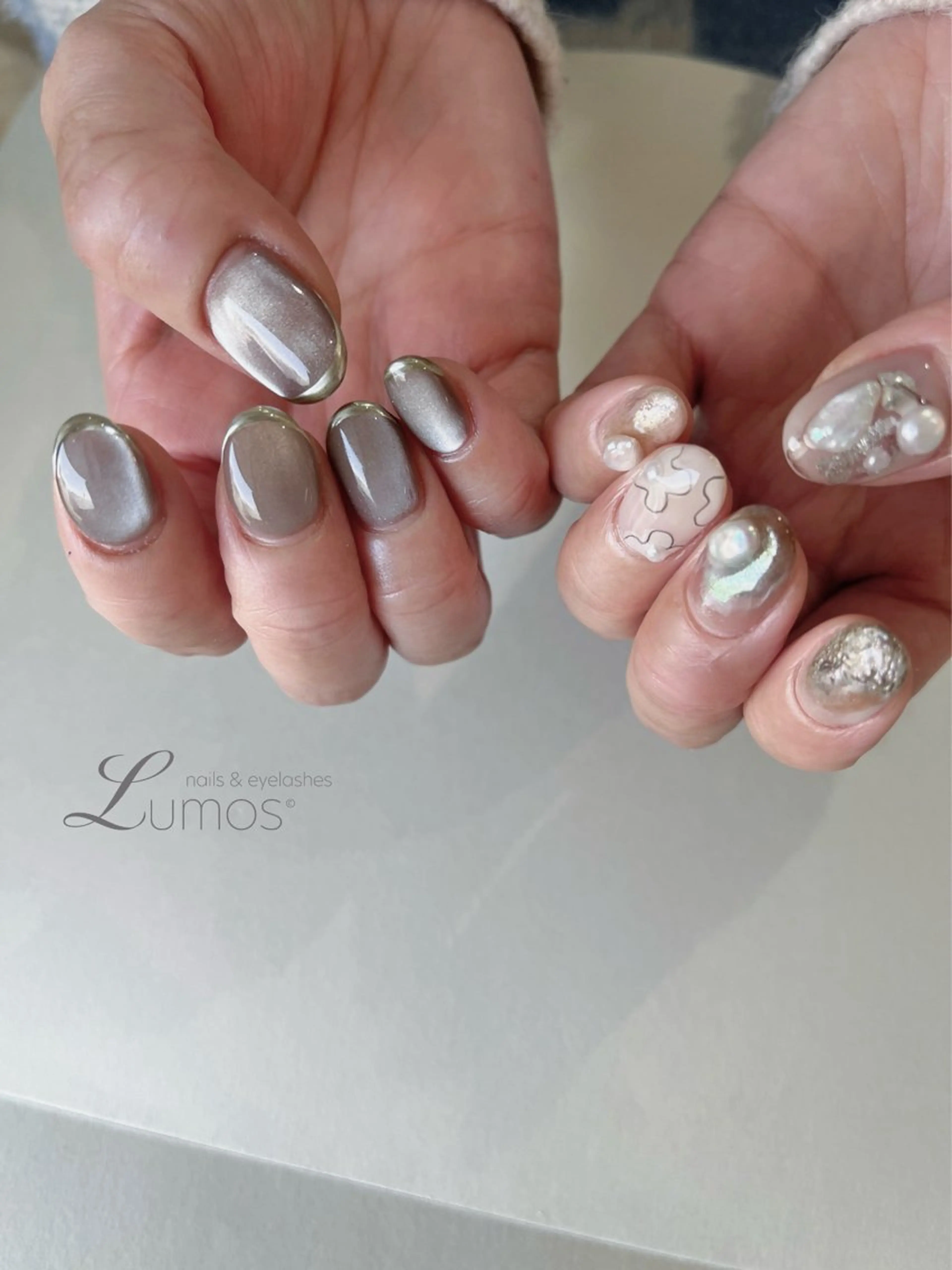 ネイル アートネイル フレンチネイル ゴールド マグネットネイル ハンドネイル Lumos nails&eyelashes桜川店所属・Lumos hirocoのネイルデザイン