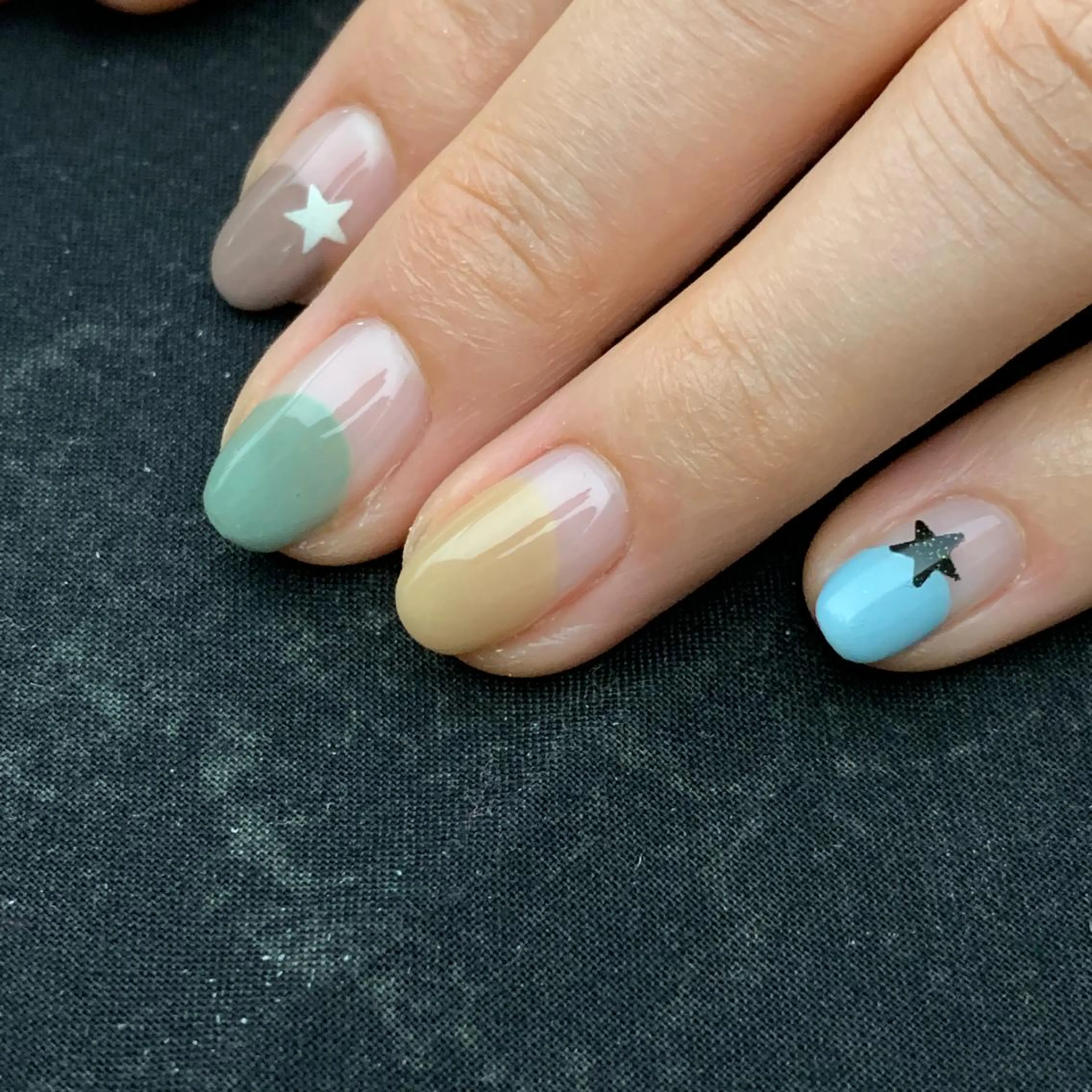 ネイル フレンチネイル E.design. Nailのネイルデザイン