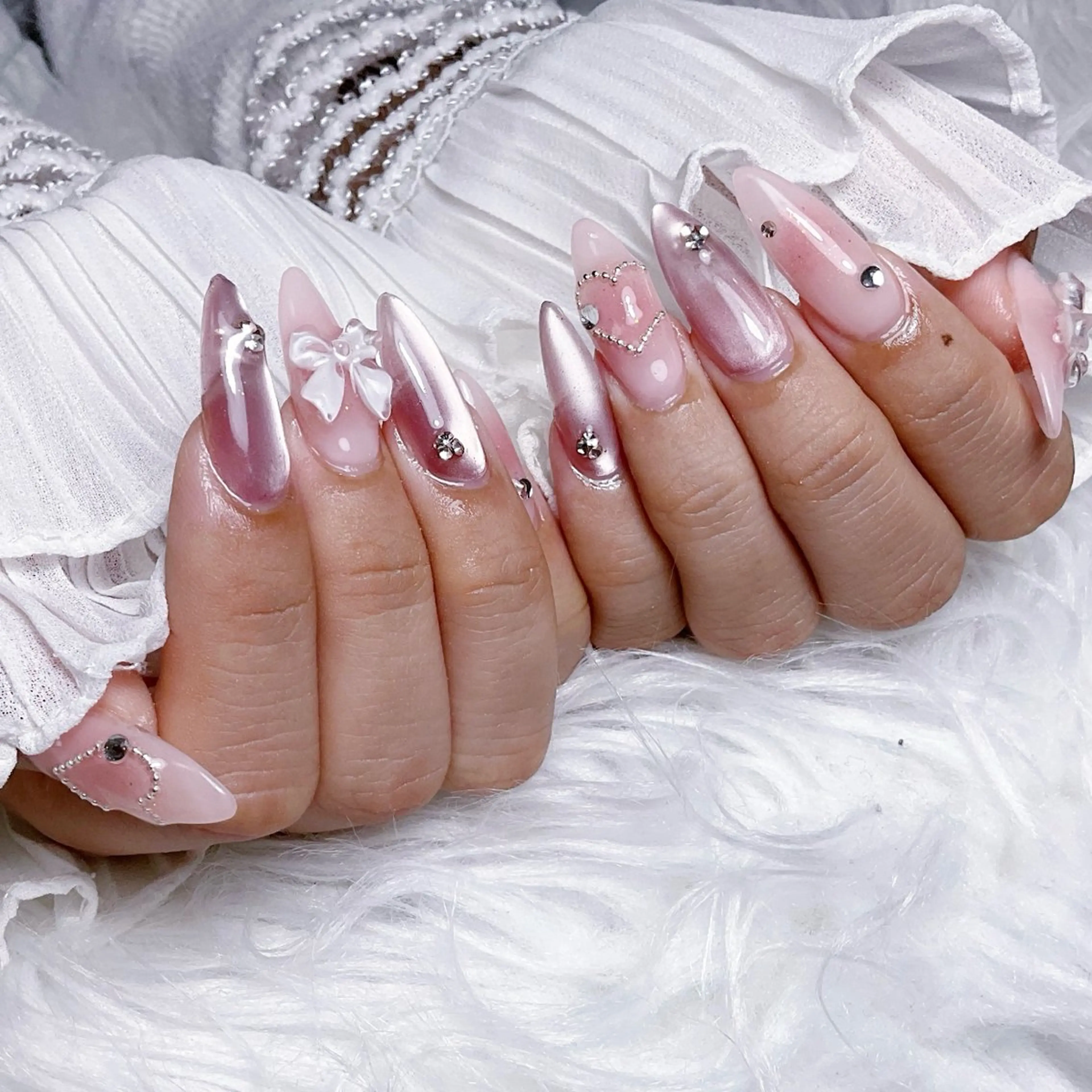 ネイル ハンドネイル 🌈Yun nail hyejin💋のネイルデザイン