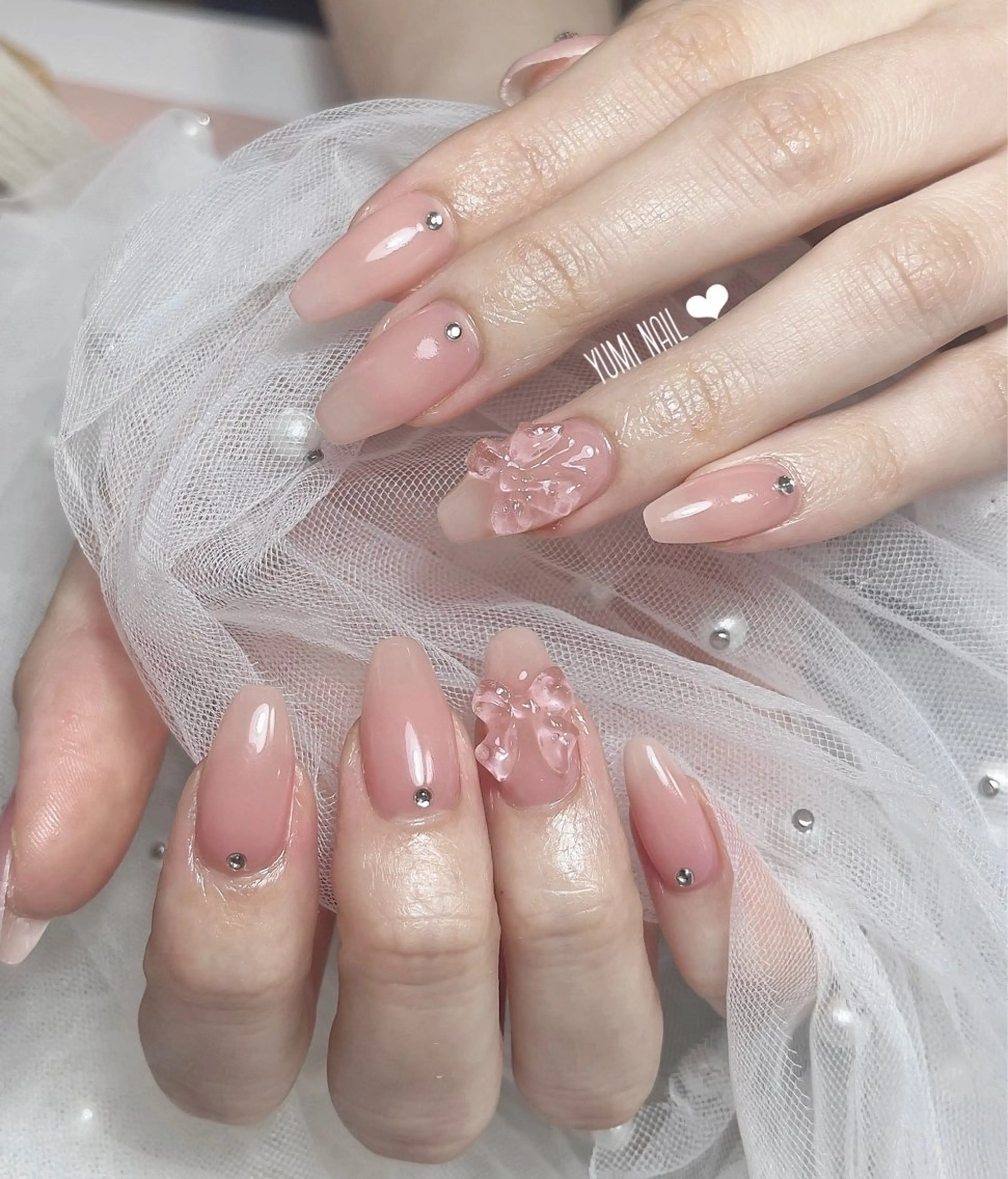 ネイル ユリちゃん🎀 デザイン長さ出し専門のネイルデザイン