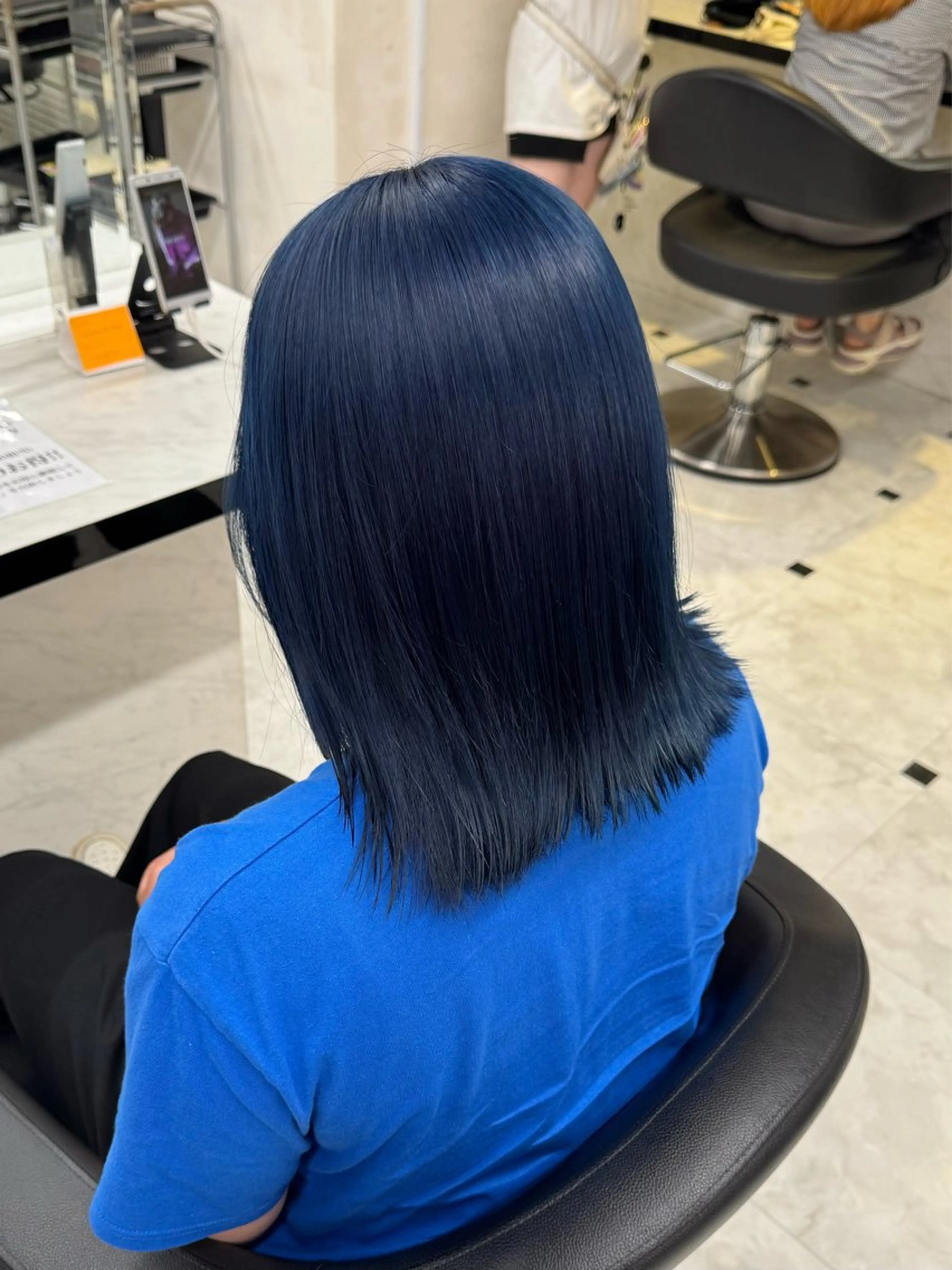 セミロング カラー ヘアアレンジ ブリーチ ケアブリーチ ヘアカラー 🥀レイヤー×ハイト ーントレンドヘア🥀のヘアスタイル