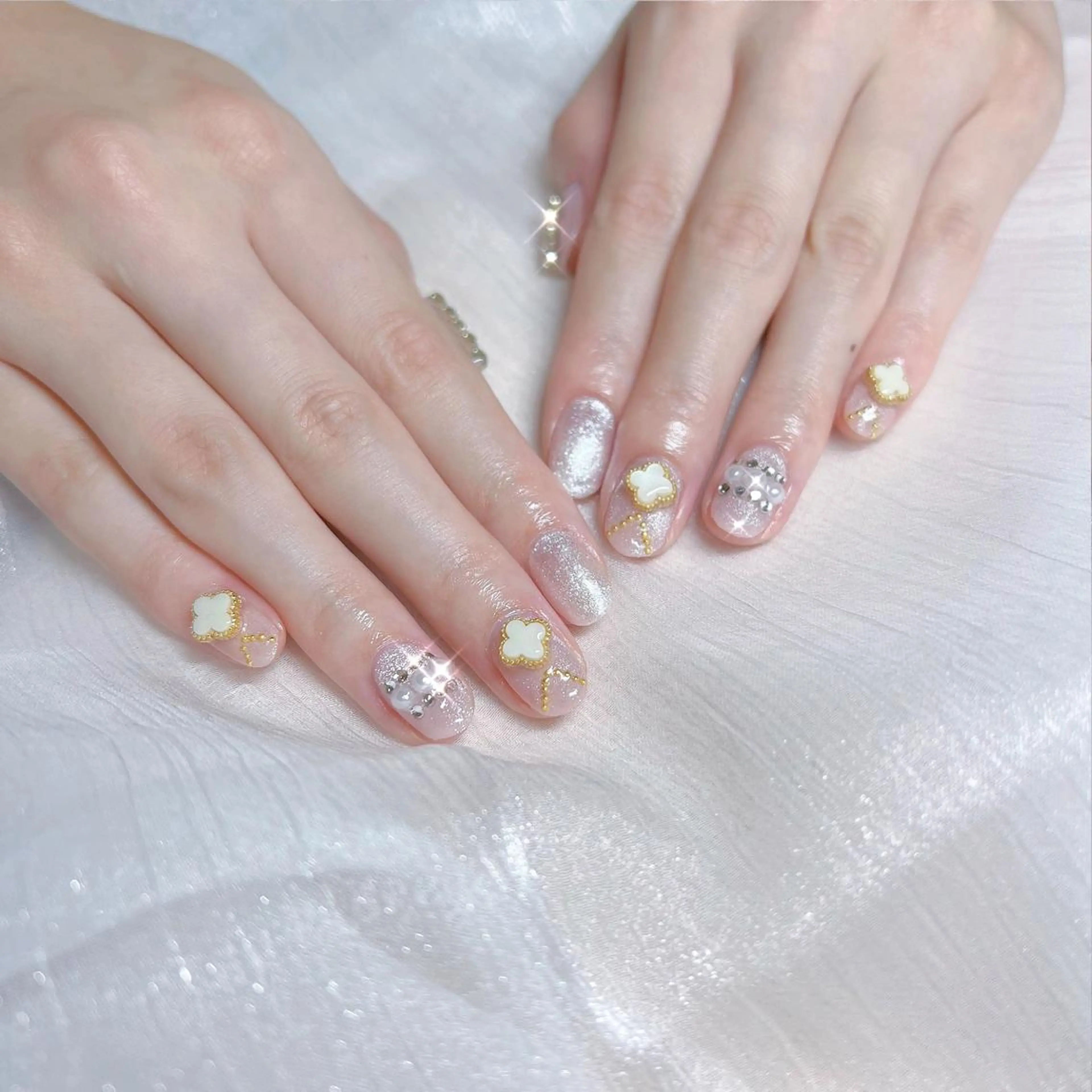 ネイル オーロラネイル フットネイル フレンチネイル ジェルネイル 韓国ネイル ハンドネイル ハンドケア EN nailsalon所属・【ENサロン】 Rei🎀Nailのネイルデザイン